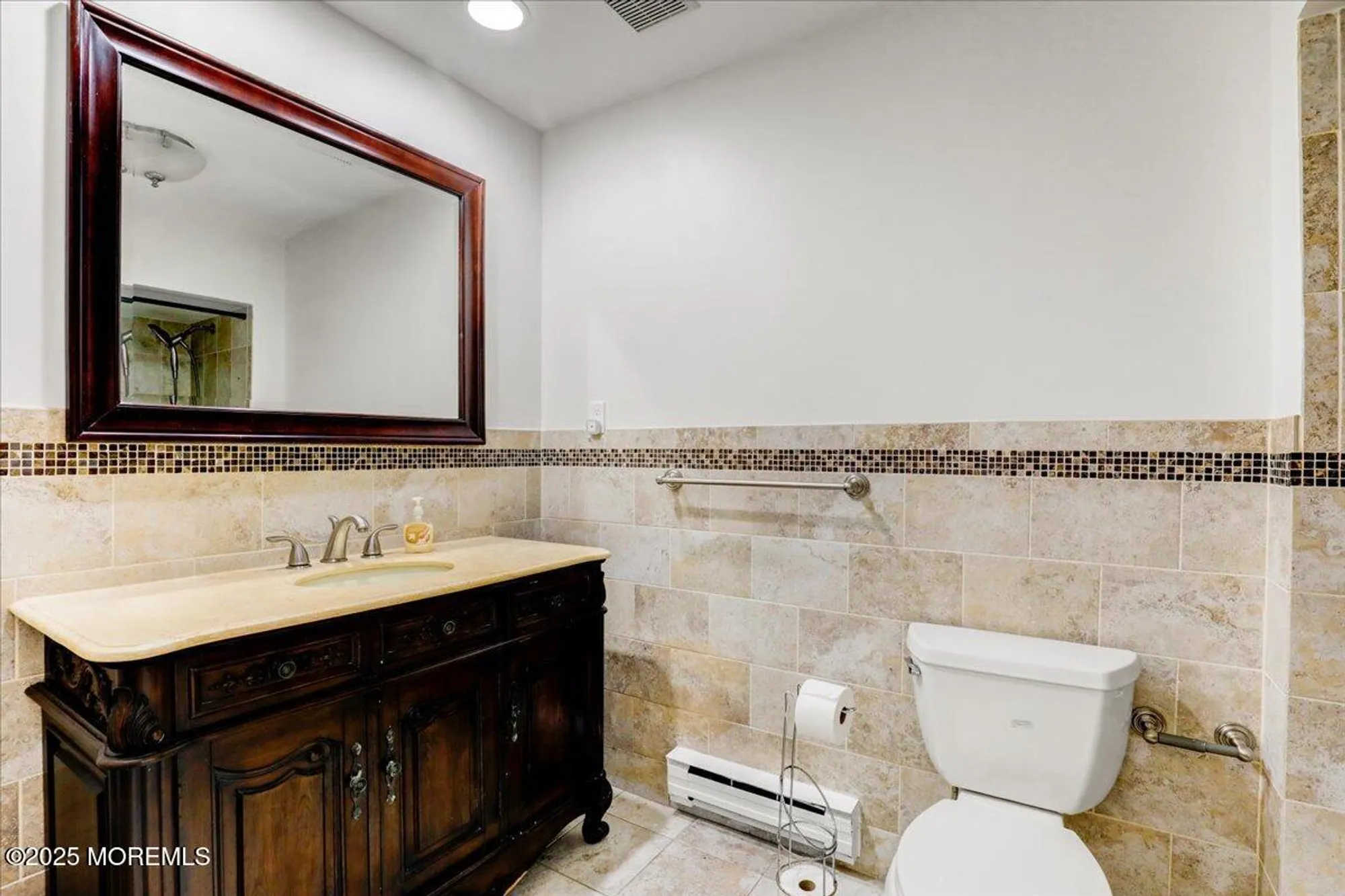 Property Slideshow image 11 of 28 | 29 meadow green cir a, Manalapan, NJ, 07726