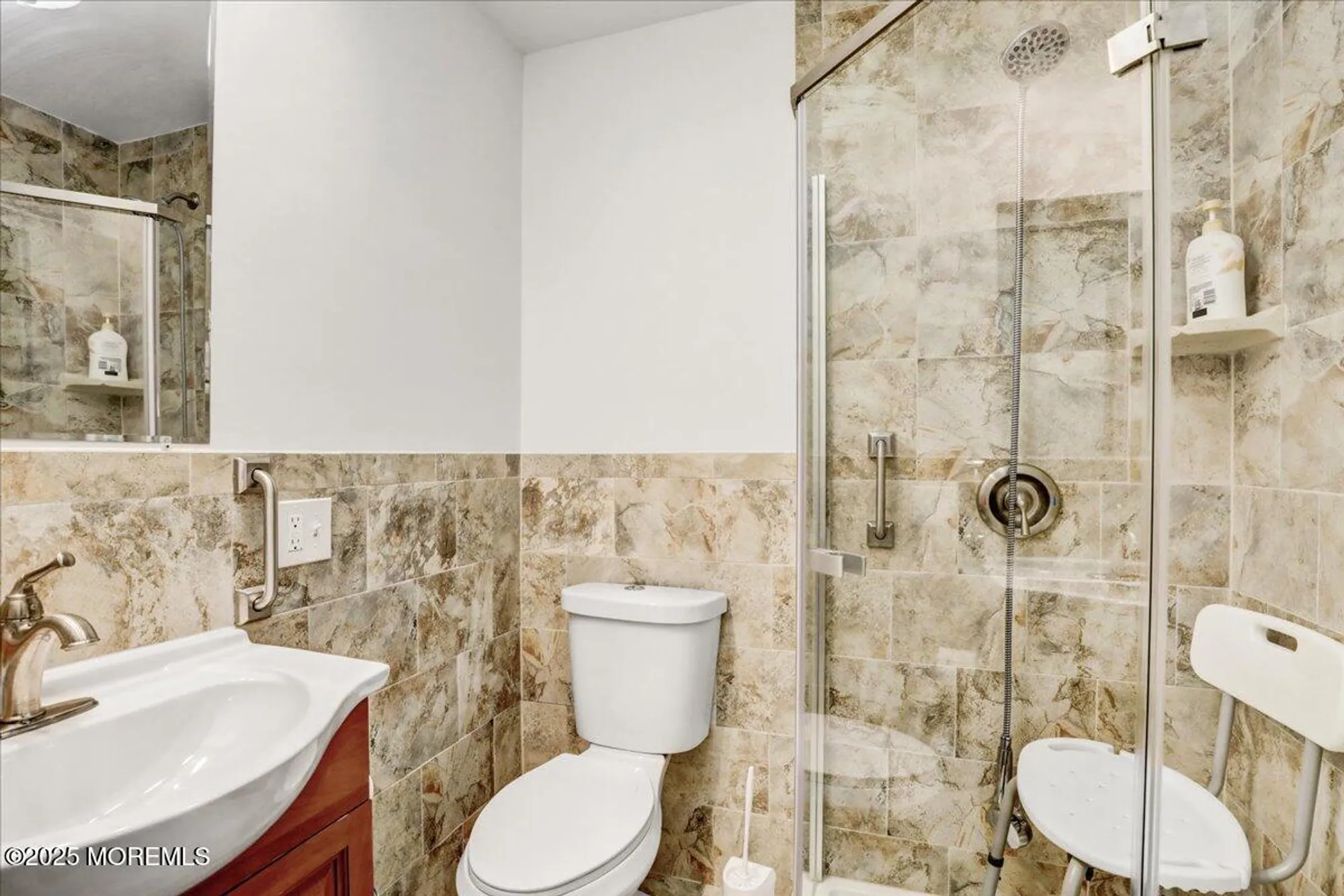 Property Slideshow image 20 of 28 | 29 meadow green cir a, Manalapan, NJ, 07726