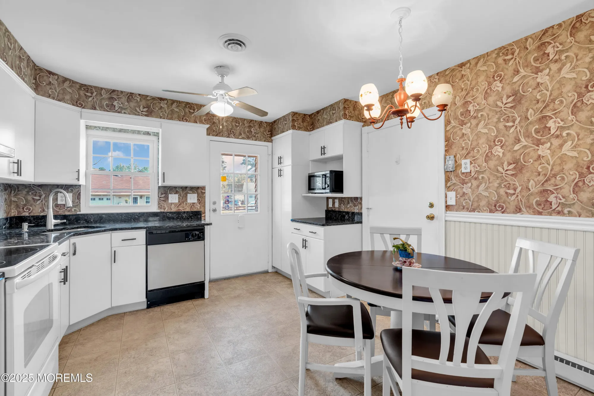 Property Slideshow image 1 of 25 | 28a yorkshire ct, Manchester, NJ, 08759