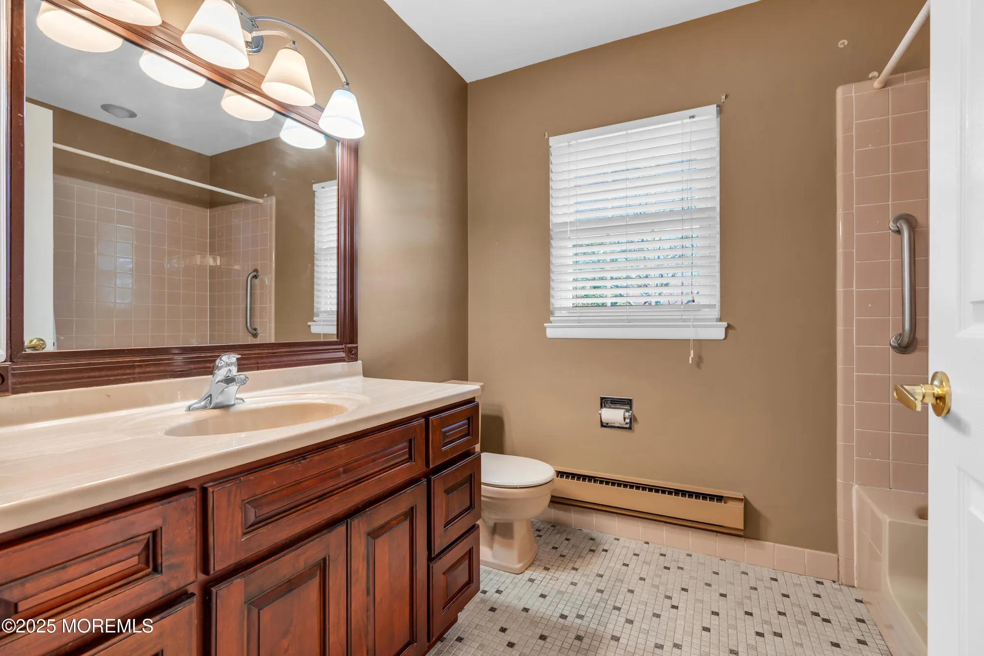 Property Slideshow image 4 of 25 | 28a yorkshire ct, Manchester, NJ, 08759