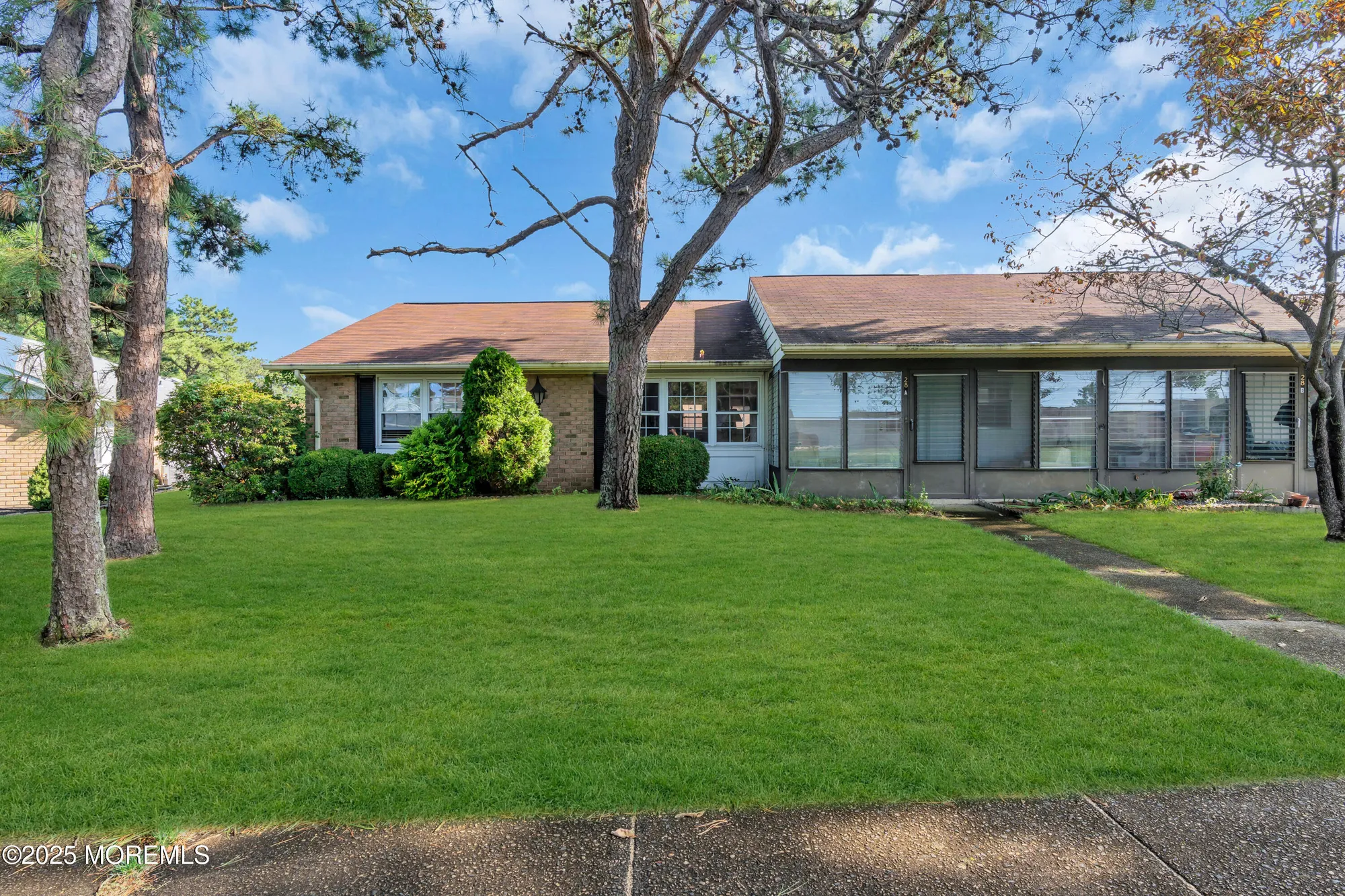 Property Slideshow image 12 of 25 | 28a yorkshire ct, Manchester, NJ, 08759