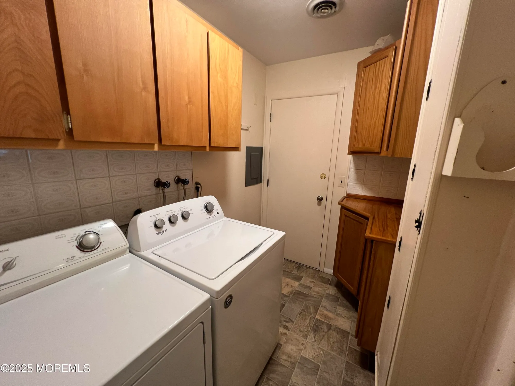 Property Slideshow image 17 of 26 | 41 nostrand dr, Toms River, NJ, 08757