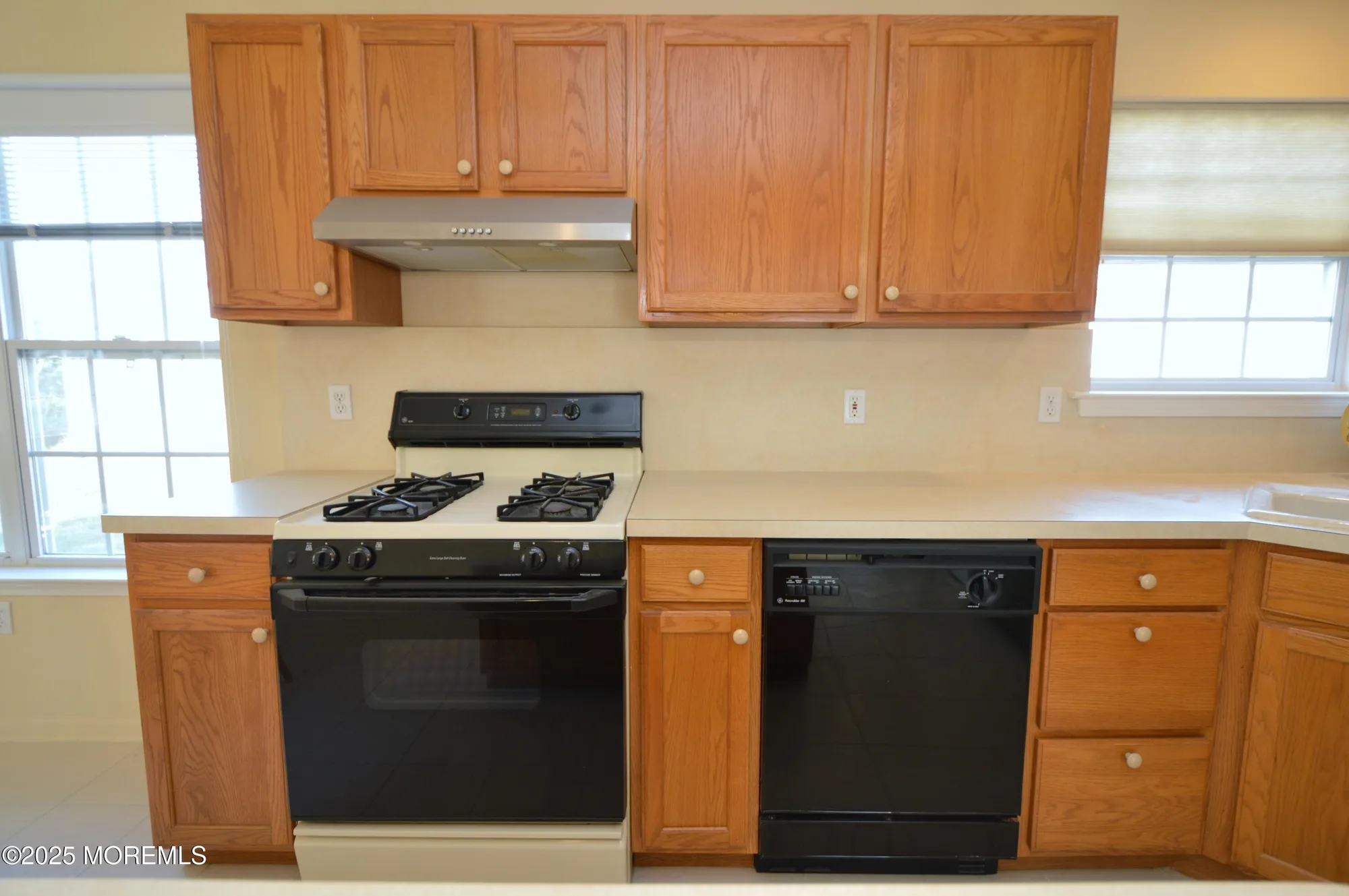 Property Slideshow image 16 of 58 | 2602 meadow lake dr, Toms River, NJ, 08755