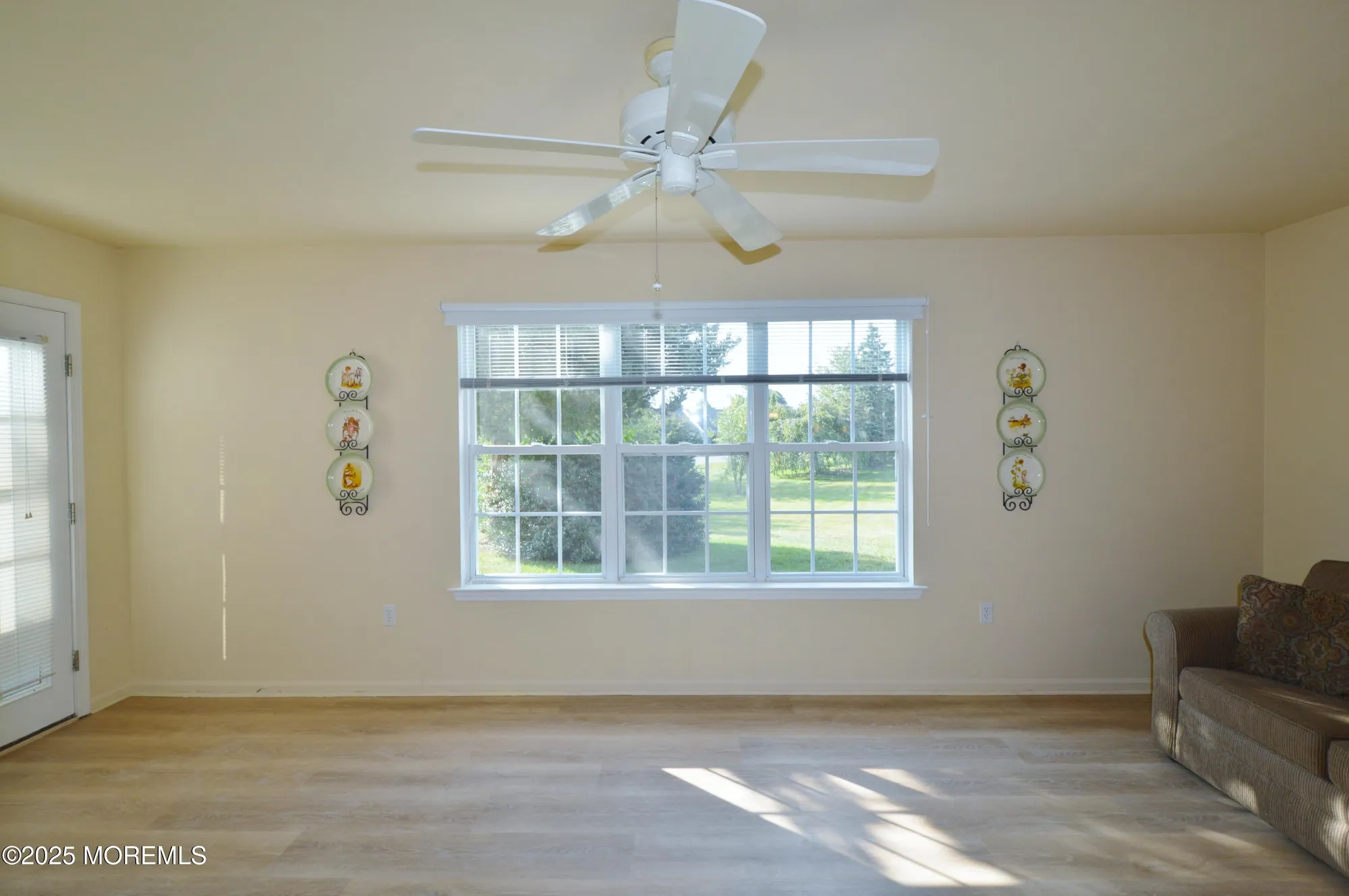Property Slideshow image 21 of 58 | 2602 meadow lake dr, Toms River, NJ, 08755