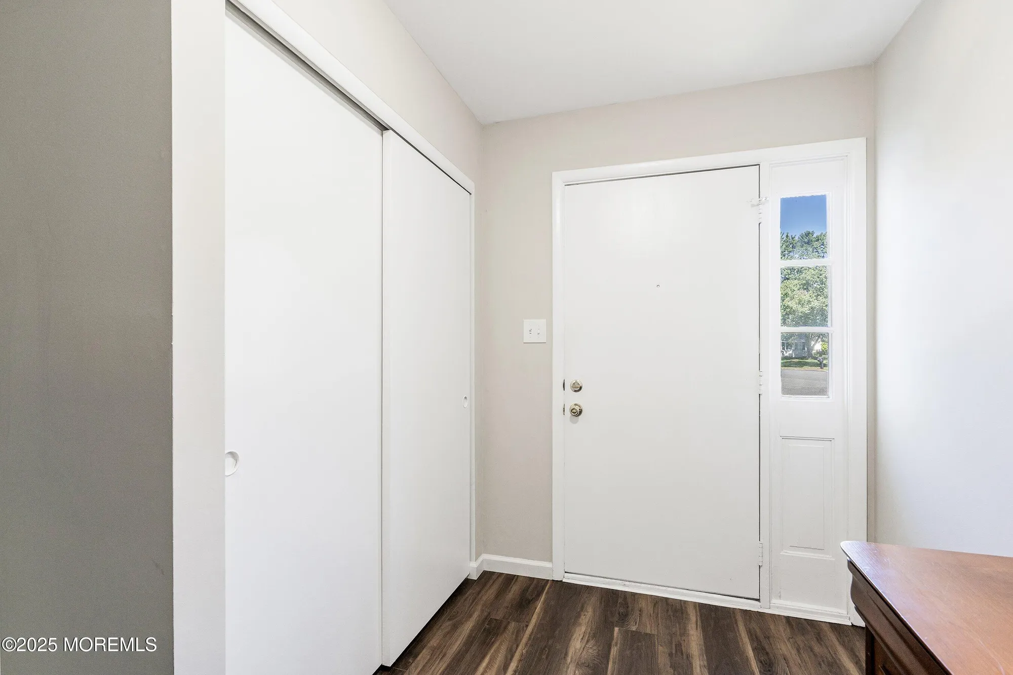 Property Slideshow image 9 of 43 | 9 whitney ct, Brick, NJ, 08724