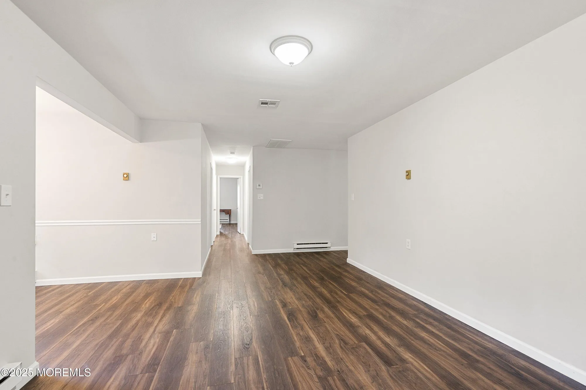 Property Slideshow image 16 of 43 | 9 whitney ct, Brick, NJ, 08724