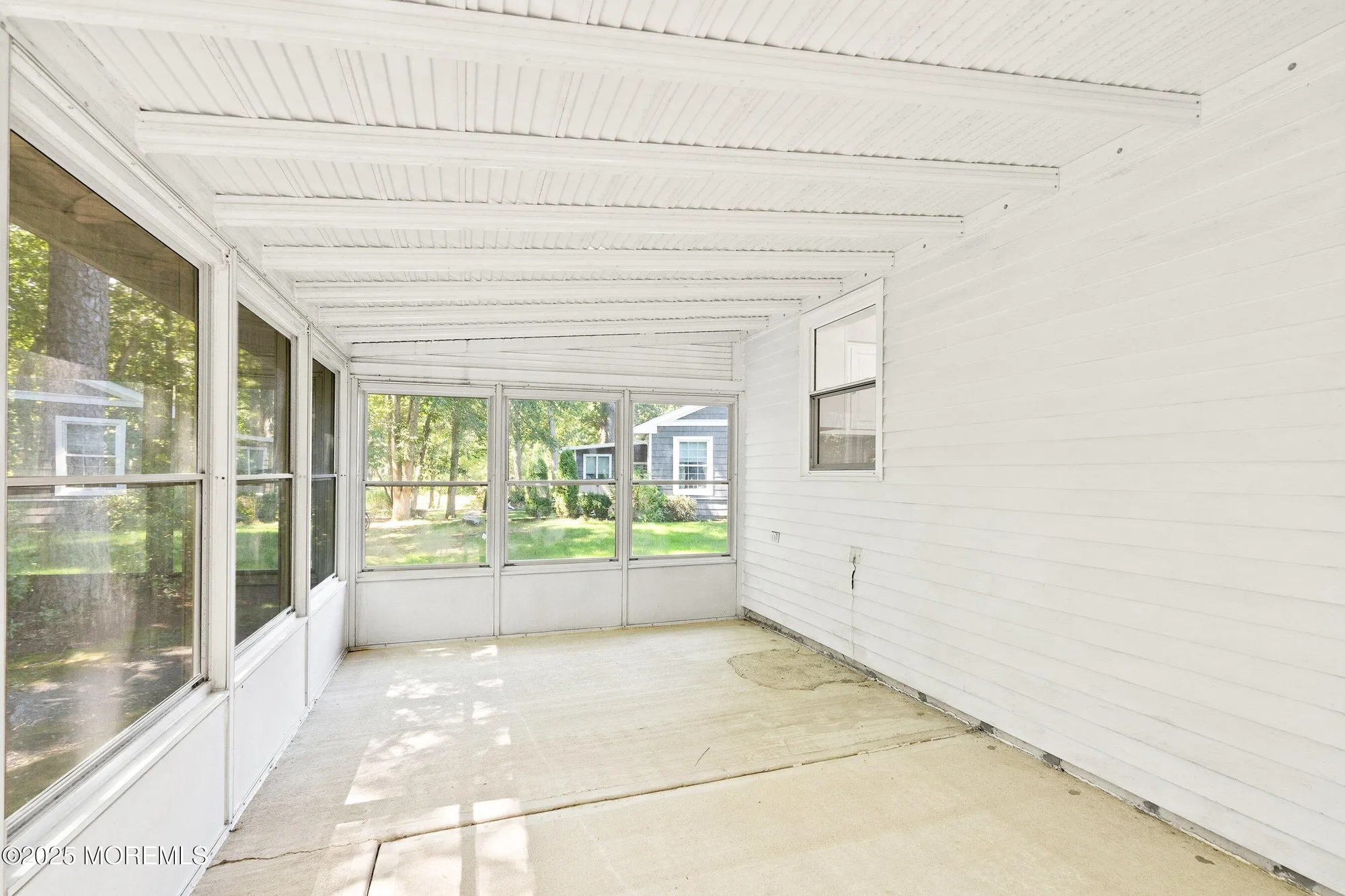 Property Slideshow image 18 of 43 | 9 whitney ct, Brick, NJ, 08724