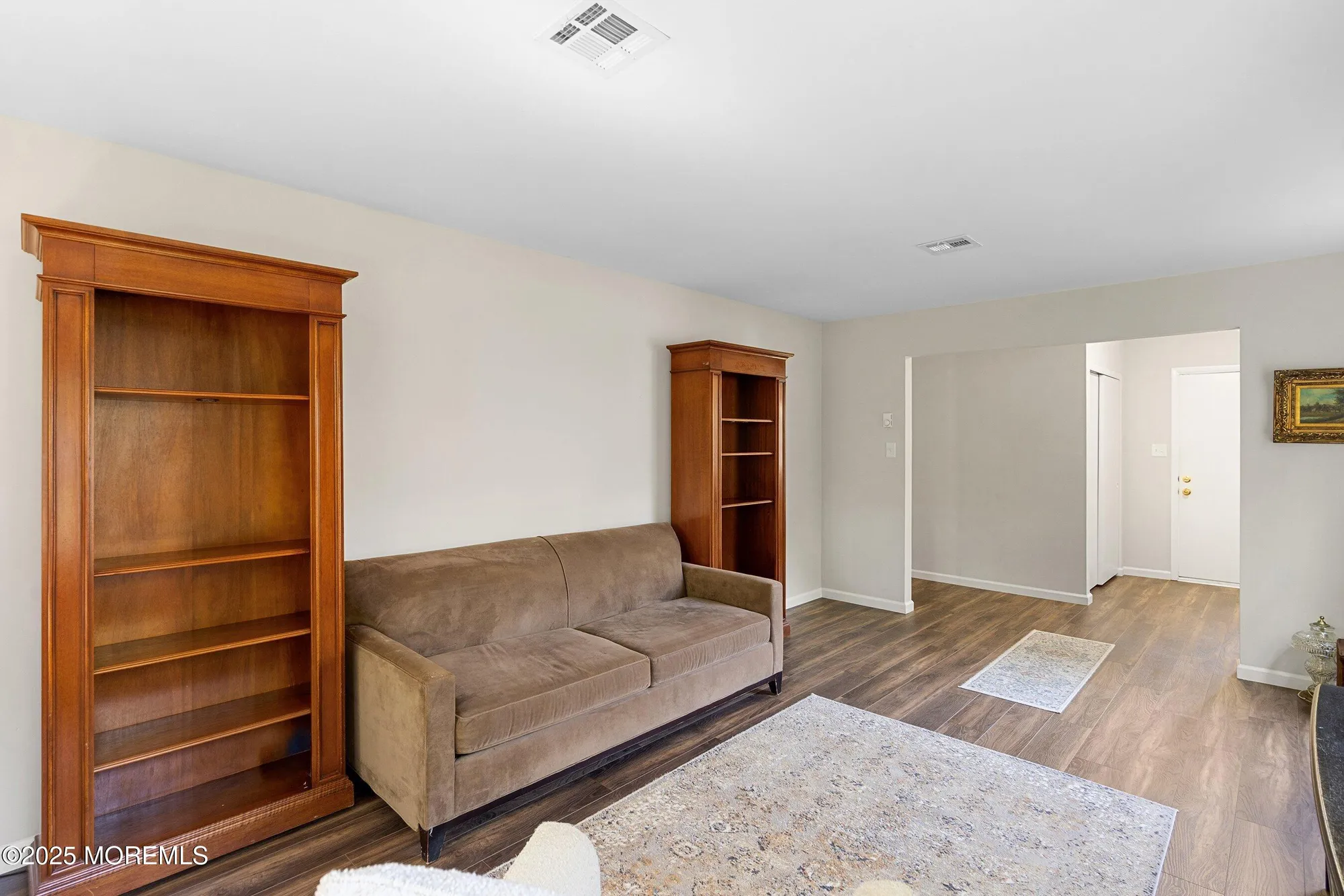 Property Slideshow image 12 of 43 | 9 whitney ct, Brick, NJ, 08724
