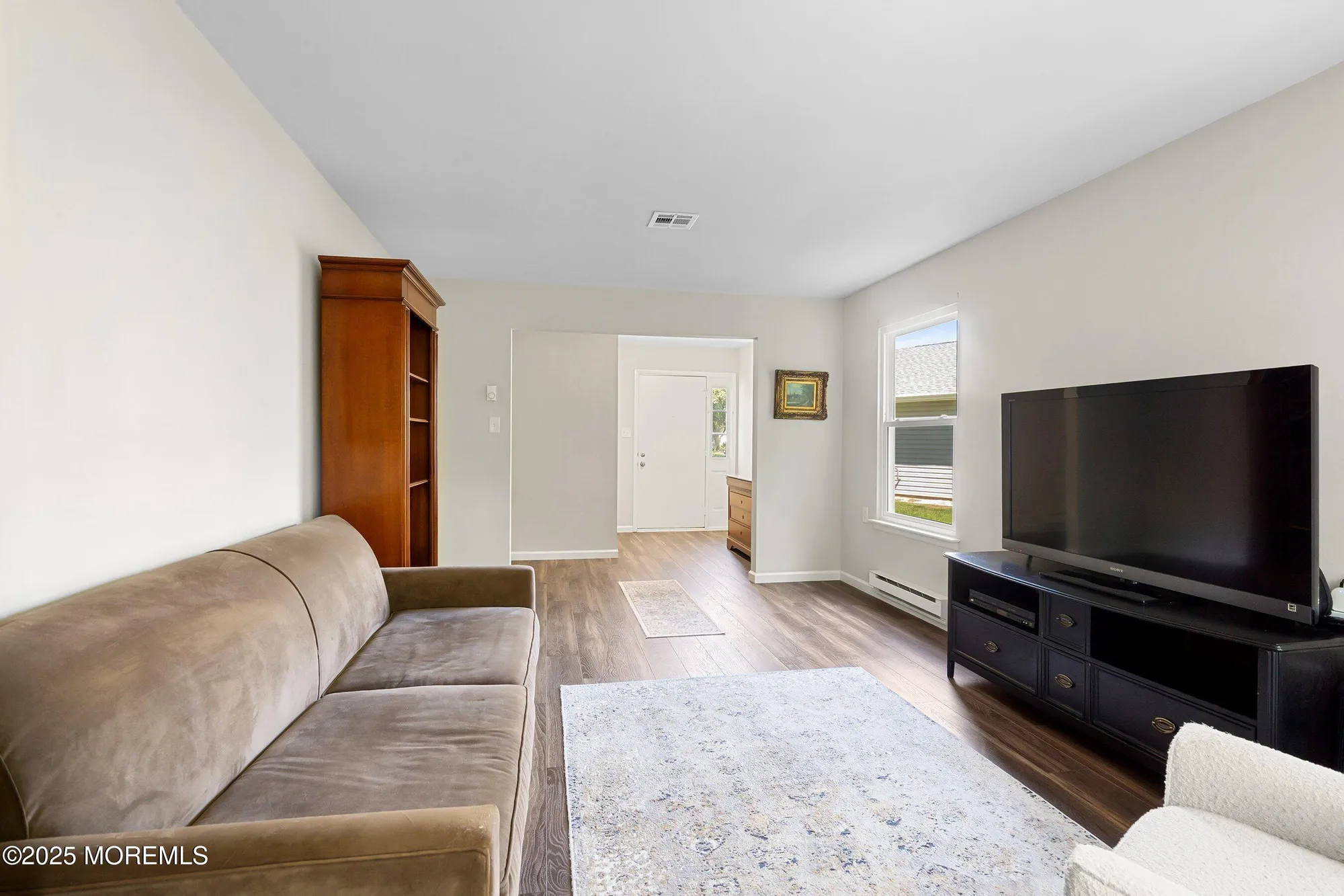 Property Slideshow image 13 of 43 | 9 whitney ct, Brick, NJ, 08724