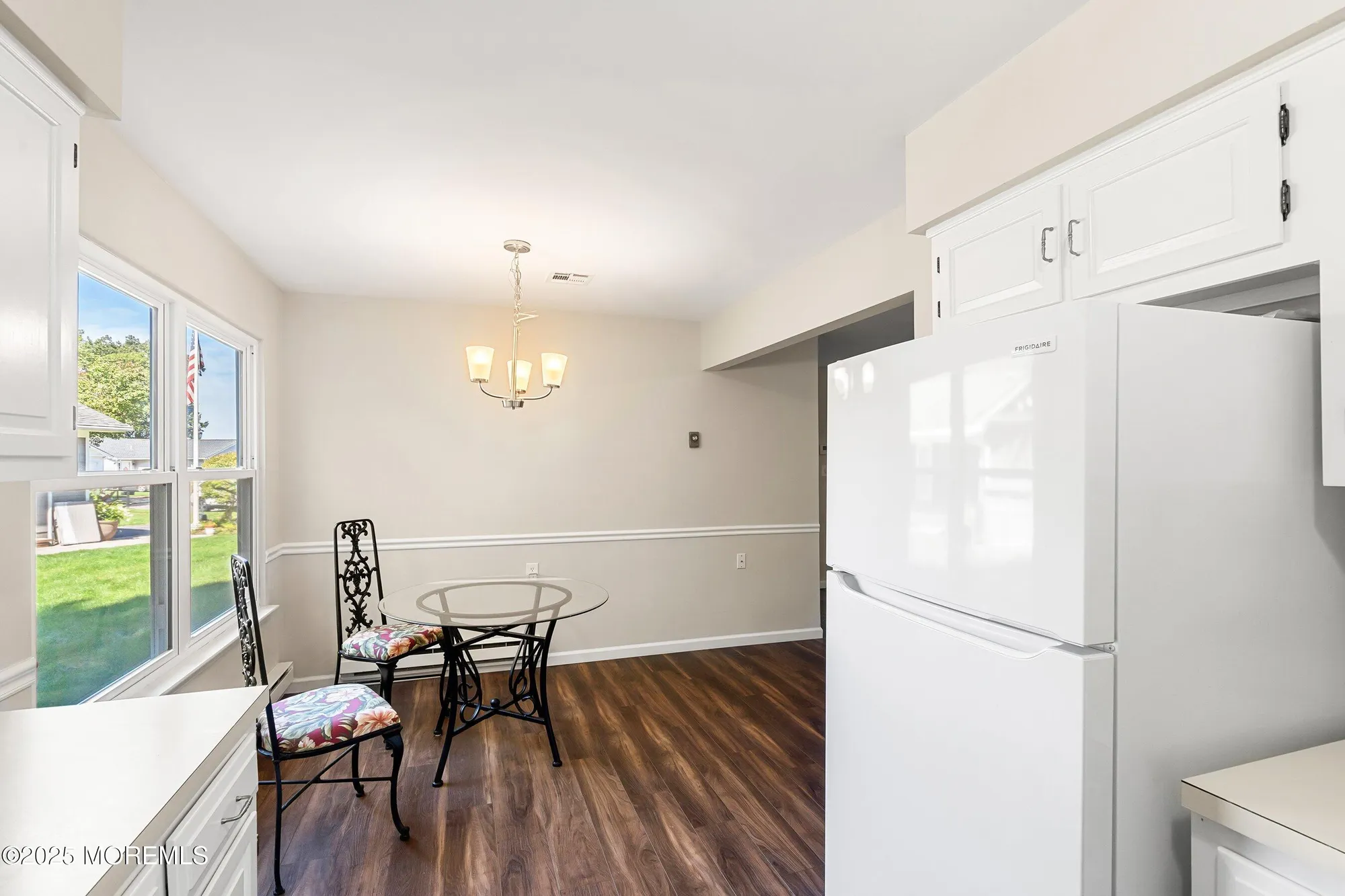 Property Slideshow image 24 of 43 | 9 whitney ct, Brick, NJ, 08724