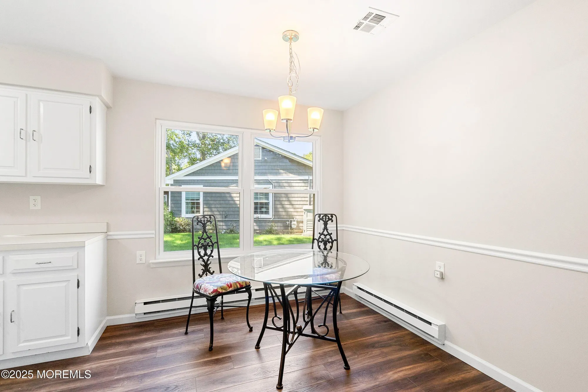 Property Slideshow image 19 of 43 | 9 whitney ct, Brick, NJ, 08724