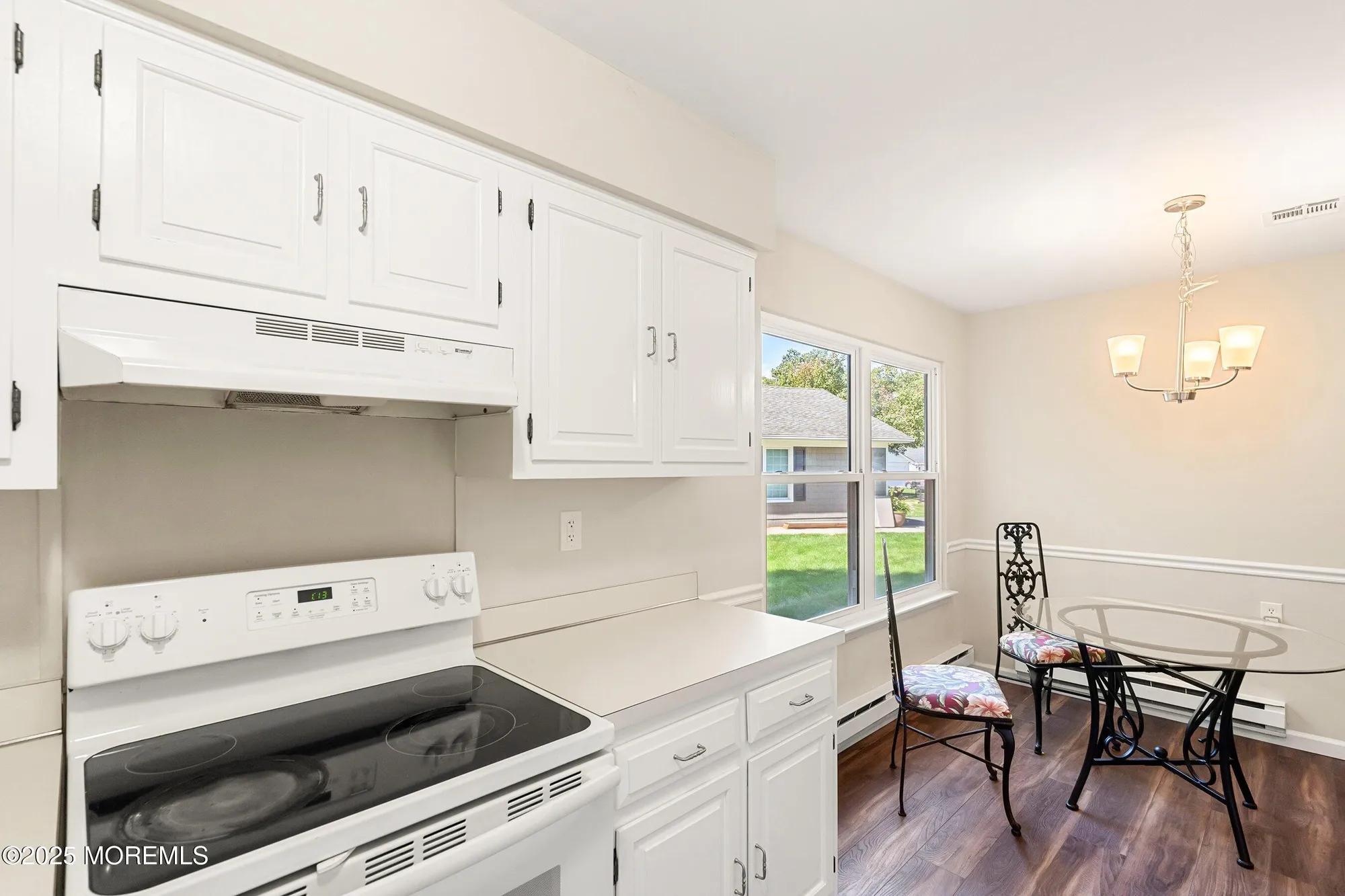 Property Slideshow image 23 of 43 | 9 whitney ct, Brick, NJ, 08724