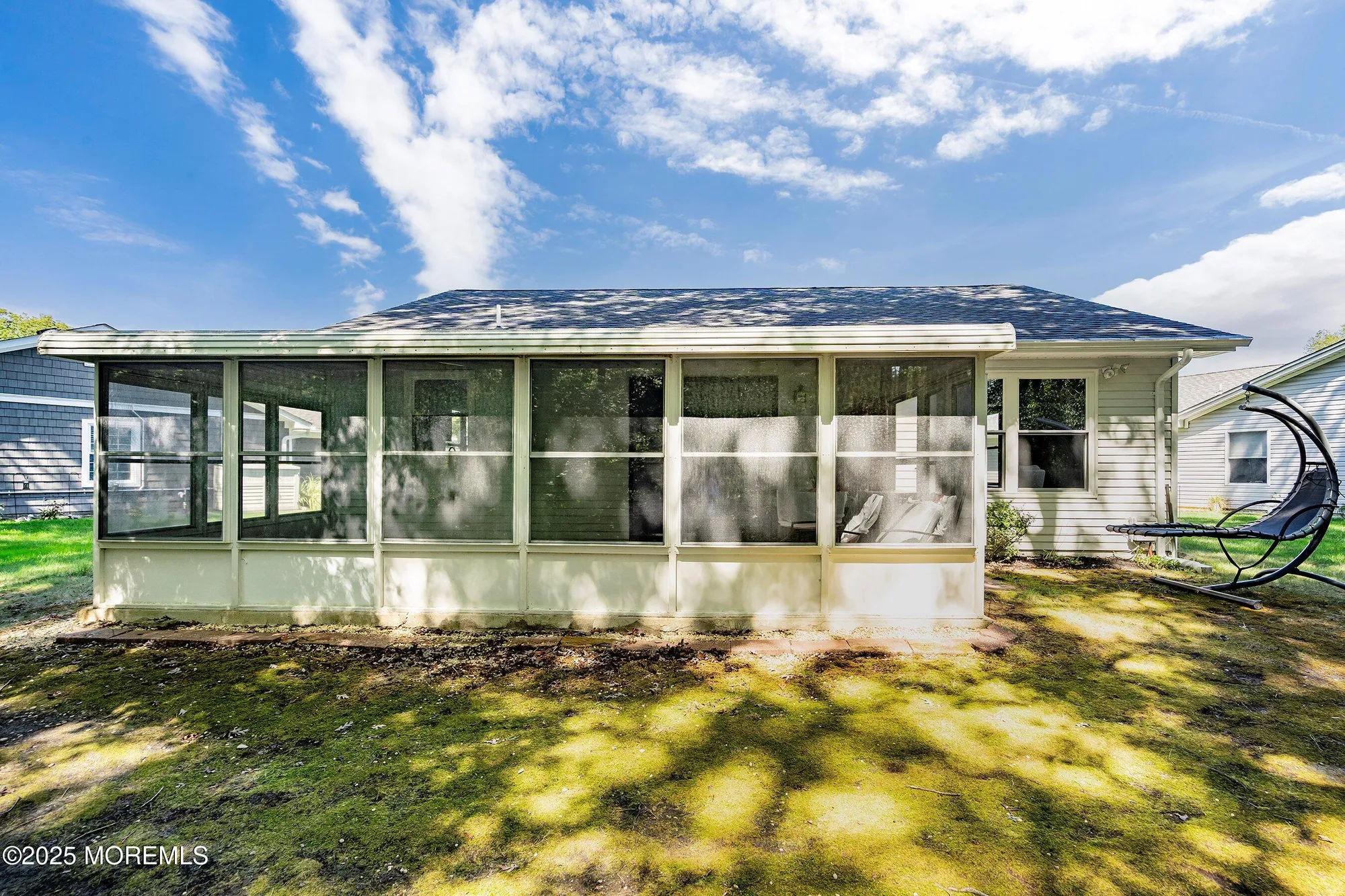 Property Slideshow image 34 of 43 | 9 whitney ct, Brick, NJ, 08724