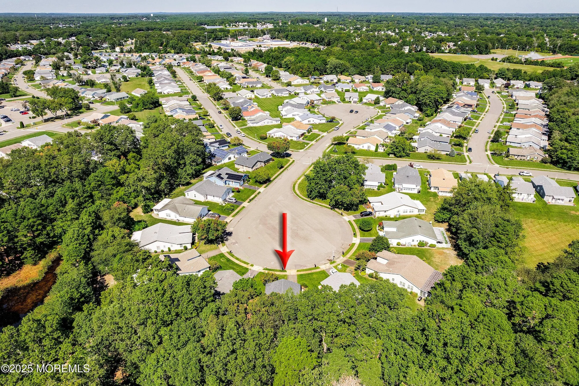 Property Slideshow image 36 of 43 | 9 whitney ct, Brick, NJ, 08724