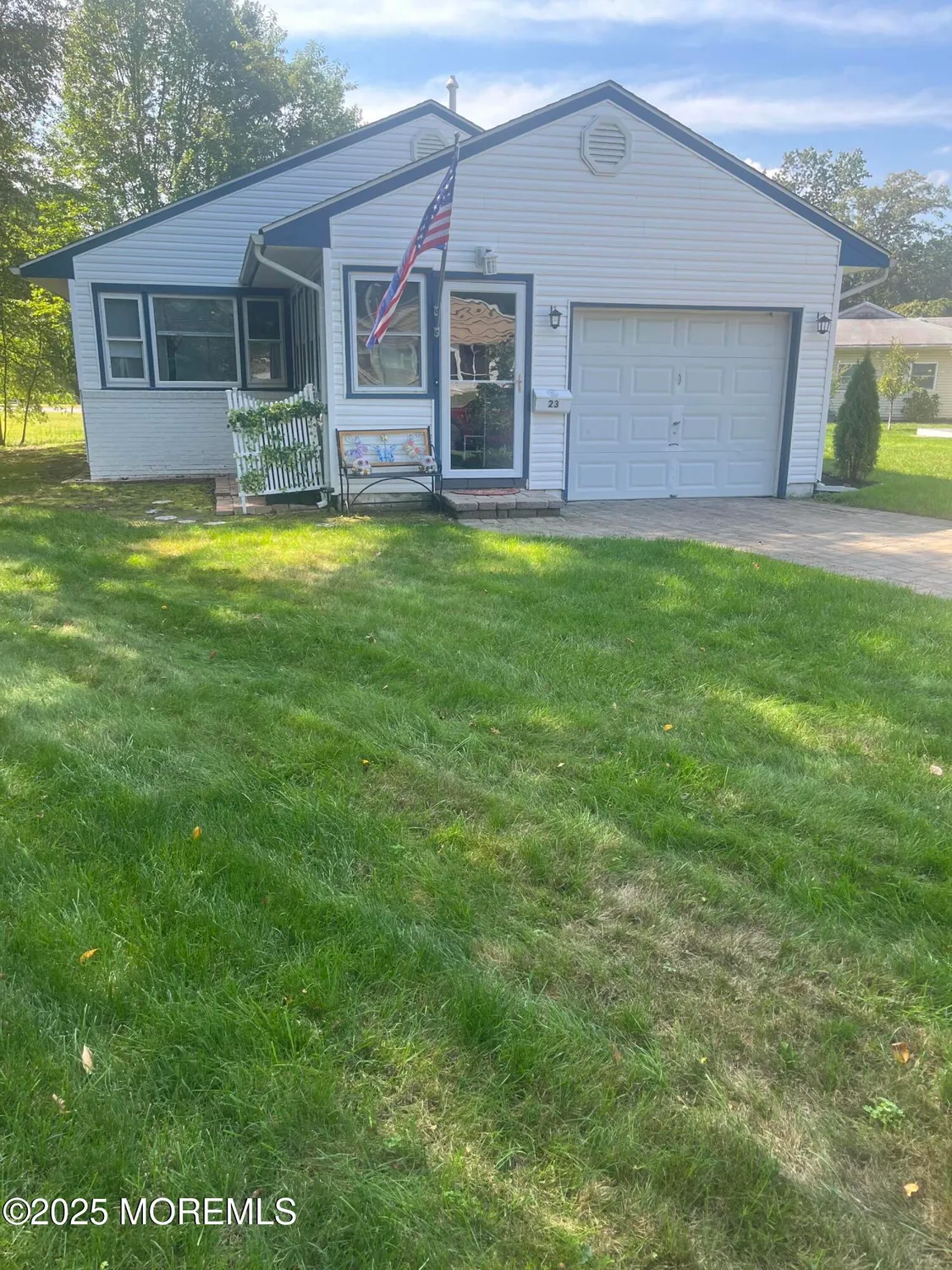 Property Slideshow image 4 of 48 | 23 wall cress ct, Toms River, NJ, 08755