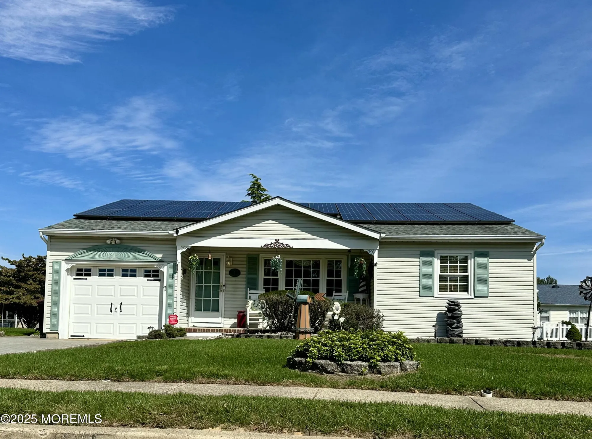 Property Slideshow image 1 of 27 | 7 bedford ct, Toms River, NJ, 08757