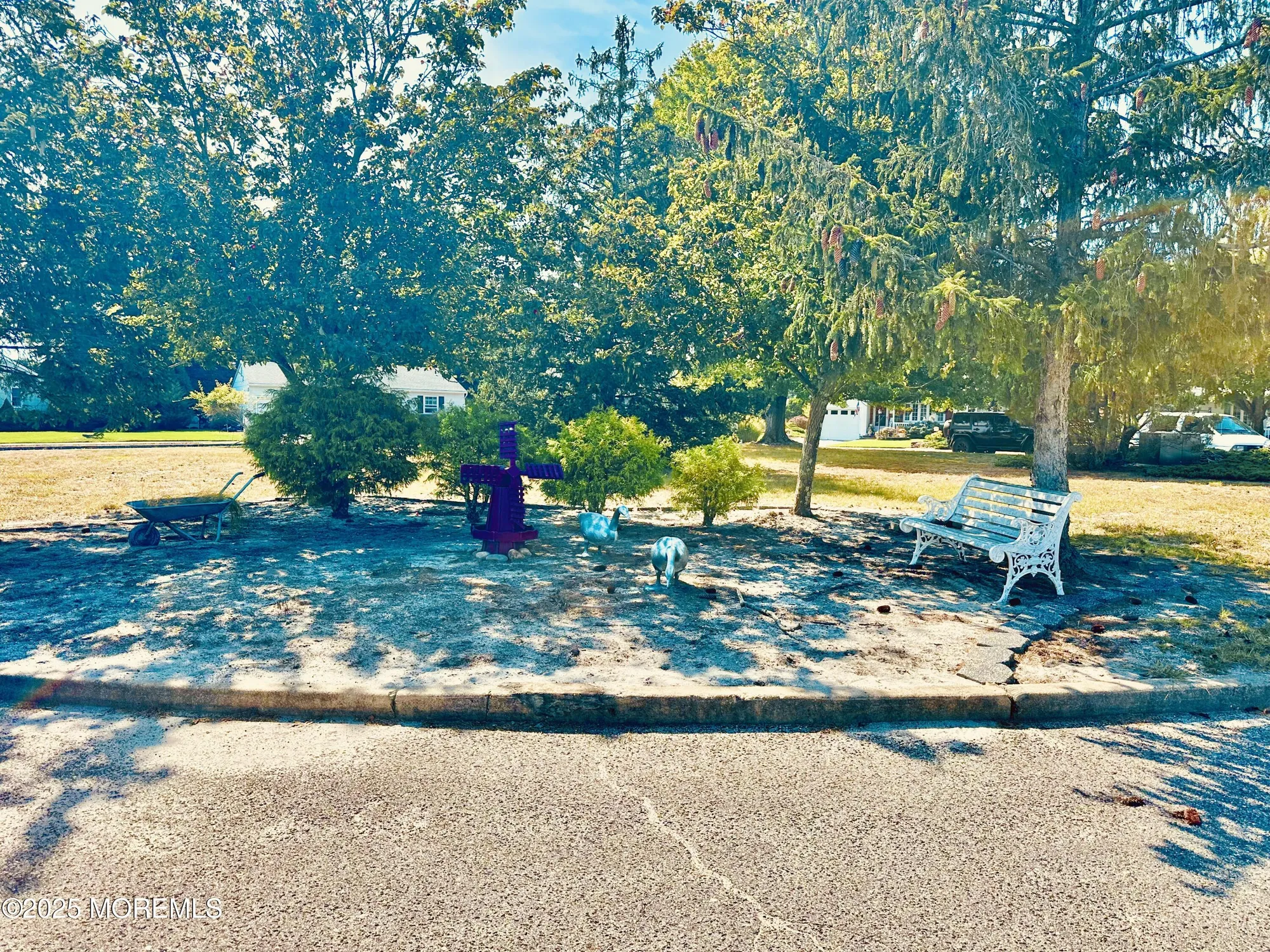 Property Slideshow image 24 of 27 | 7 bedford ct, Toms River, NJ, 08757