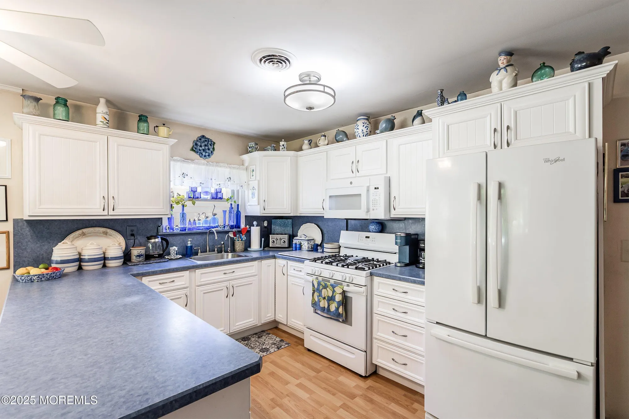 Property Slideshow image 5 of 23 | 21 cabrillo blvd, Toms River, NJ, 08757