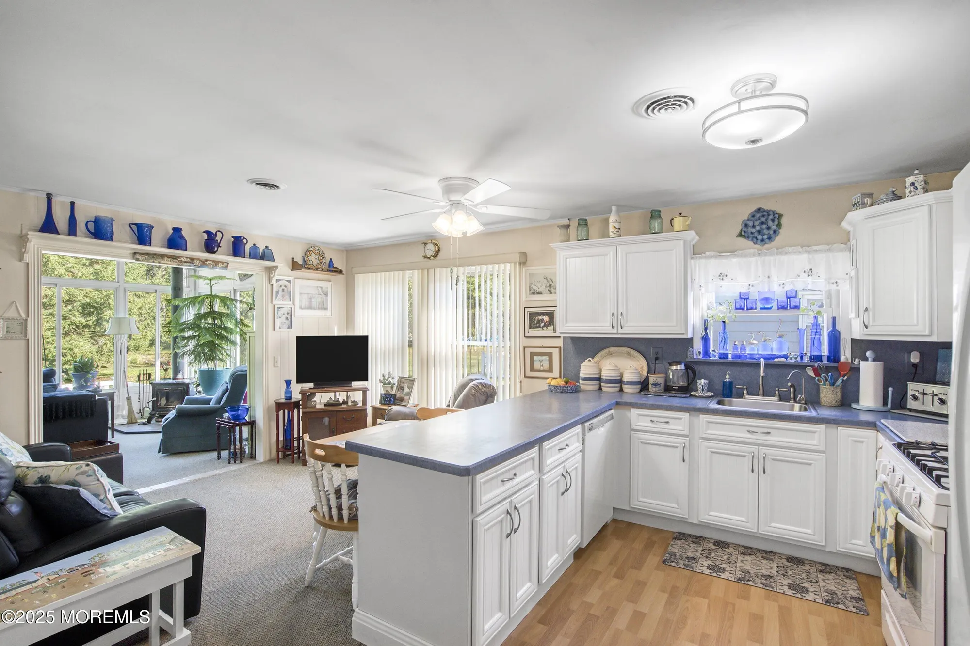 Property Slideshow image 7 of 23 | 21 cabrillo blvd, Toms River, NJ, 08757