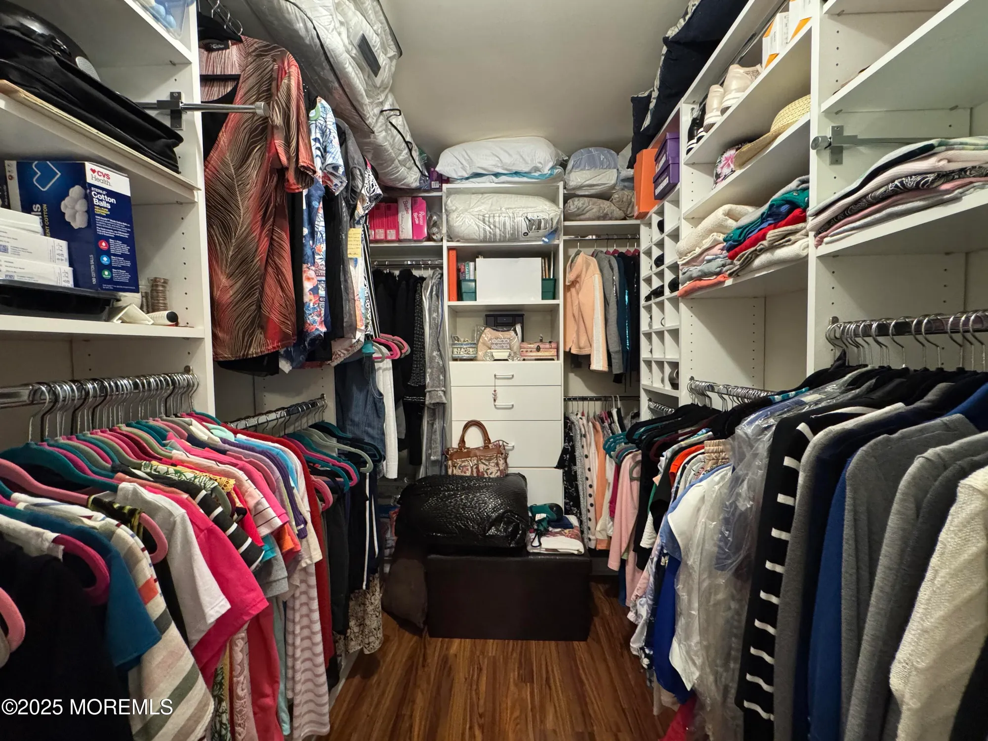 Property Slideshow image 20 of 26 | 86 arrowood rd b, Manalapan, NJ, 07726