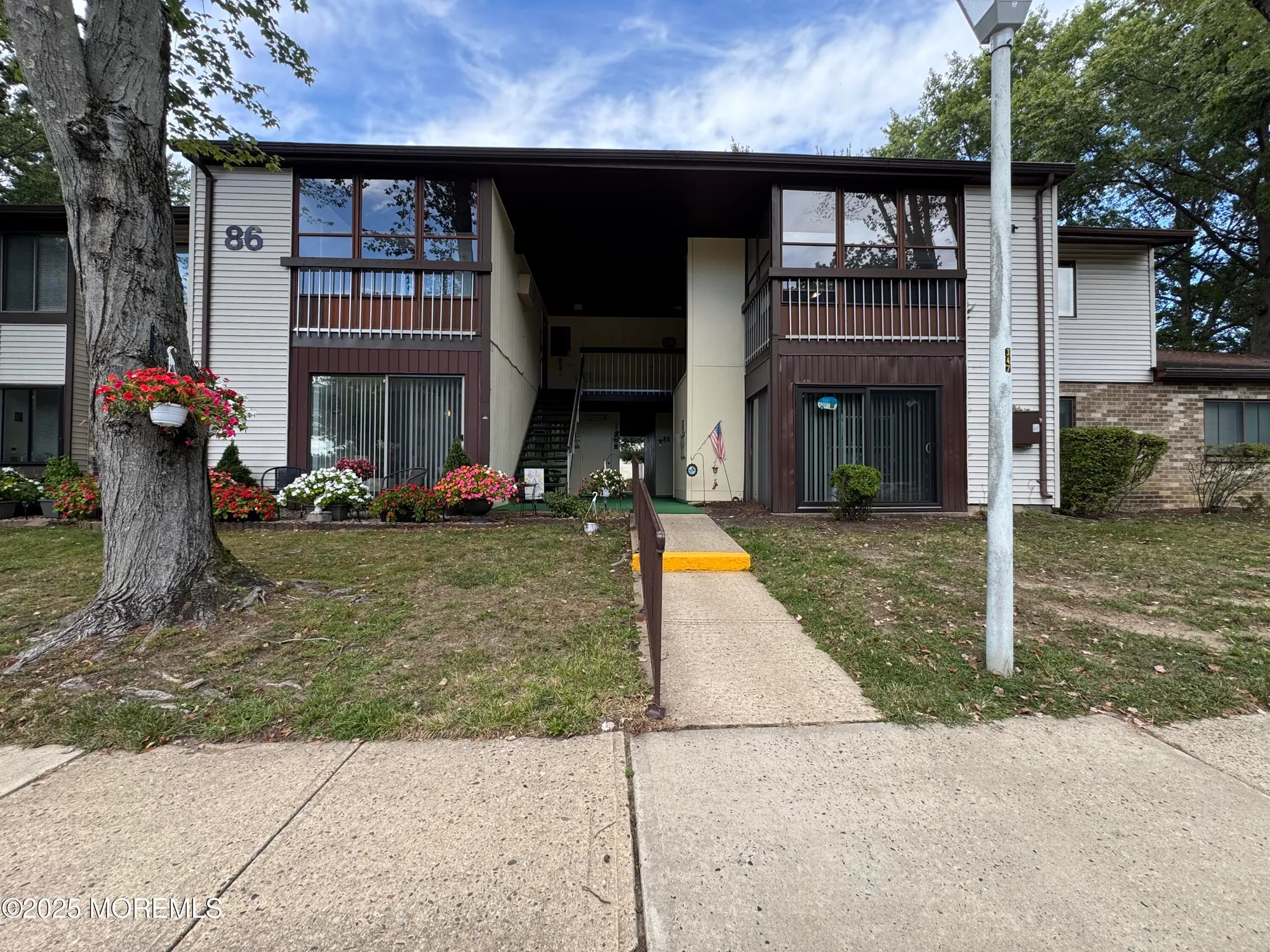 Property Slideshow image 2 of 26 | 86 arrowood rd b, Manalapan, NJ, 07726