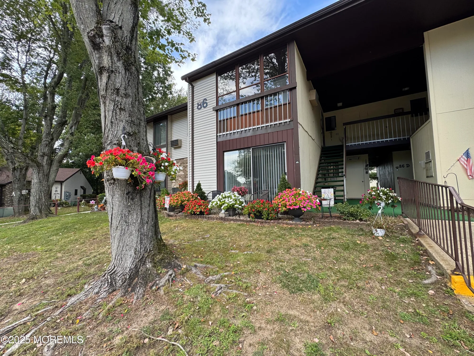 Property Slideshow image 1 of 26 | 86 arrowood rd b, Manalapan, NJ, 07726