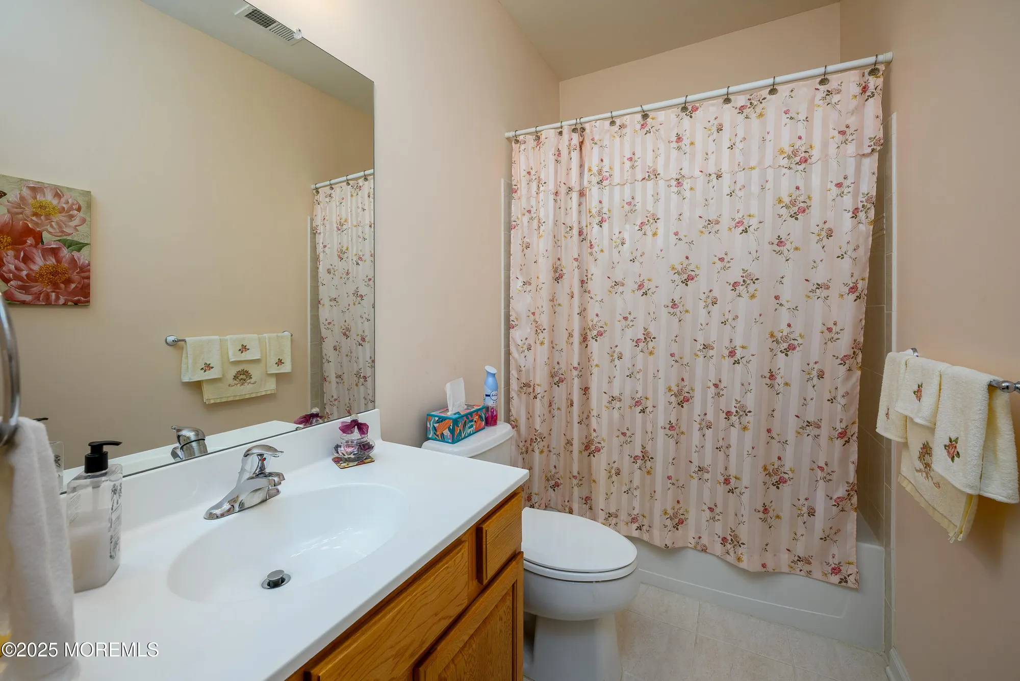 Property Slideshow image 12 of 35 | 4 gladston ct, Jackson, NJ, 08527