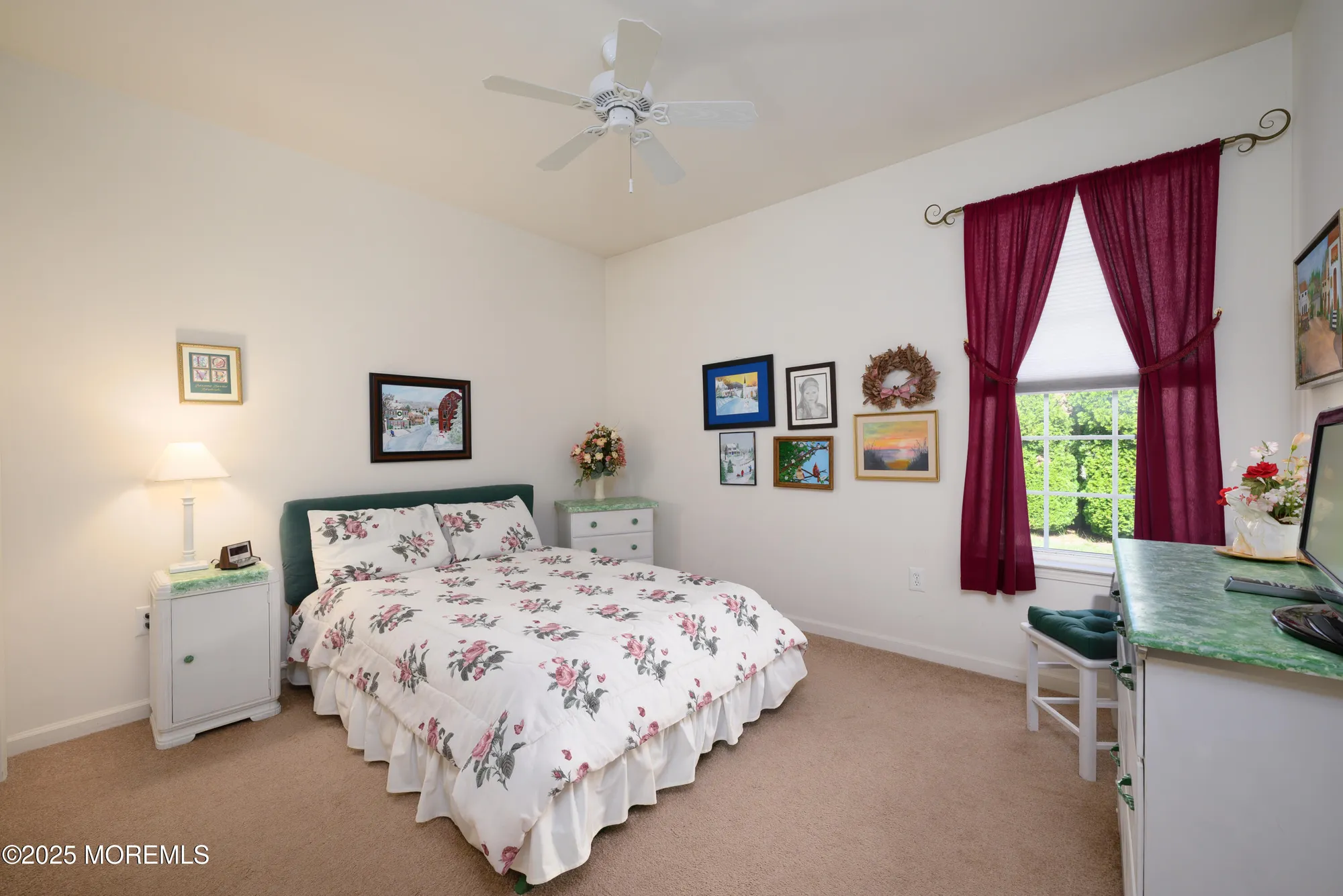 Property Slideshow image 11 of 35 | 4 gladston ct, Jackson, NJ, 08527