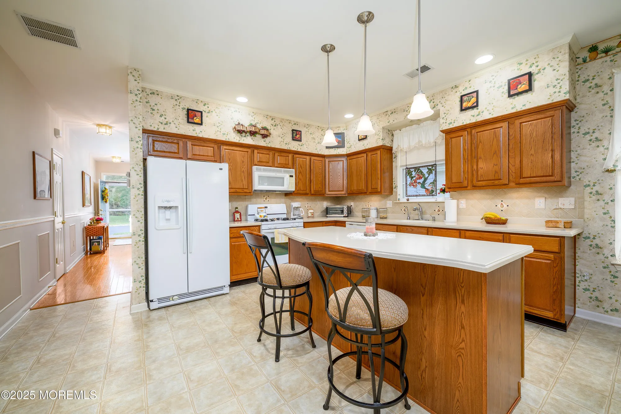 Property Slideshow image 5 of 35 | 4 gladston ct, Jackson, NJ, 08527