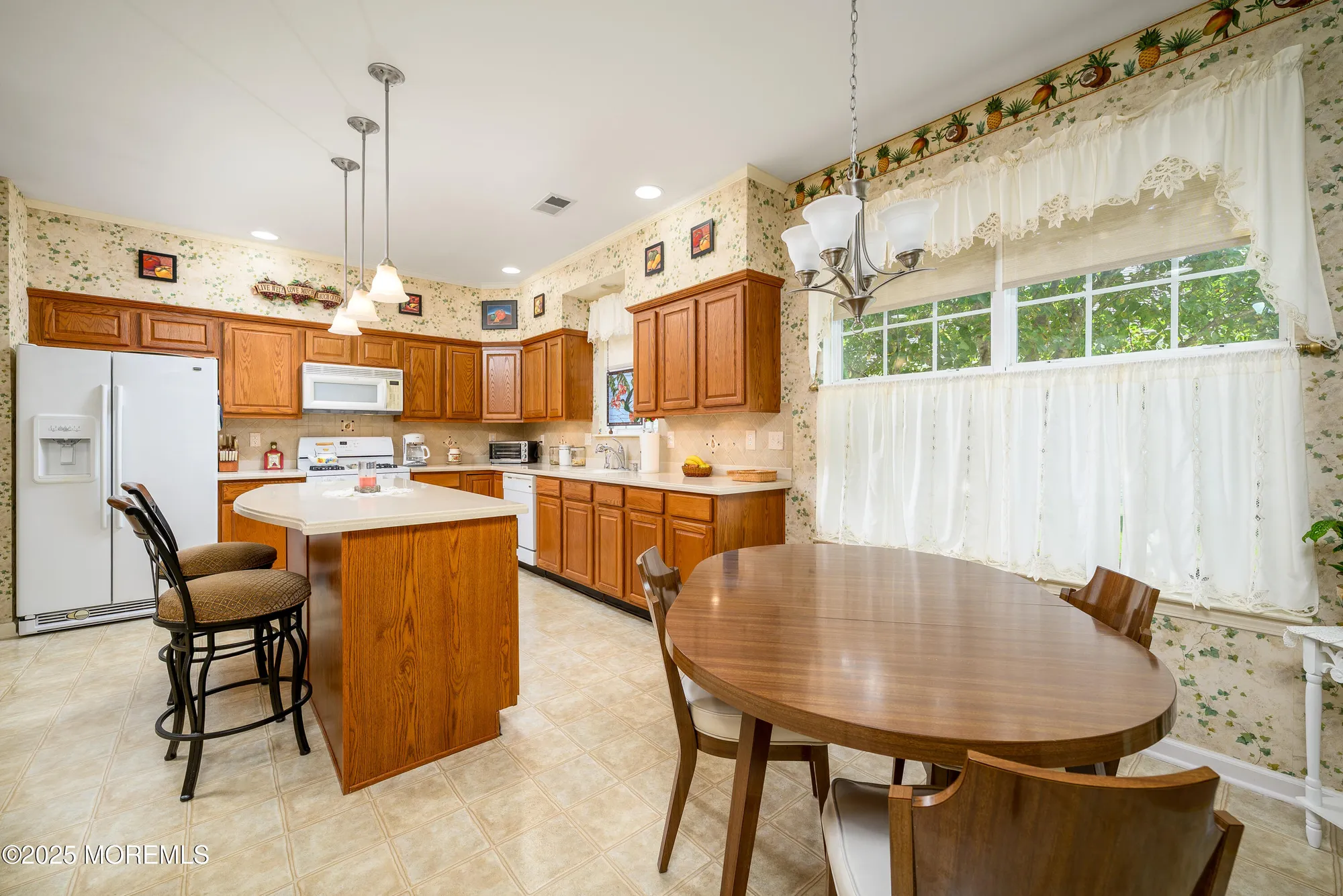 Property Slideshow image 6 of 35 | 4 gladston ct, Jackson, NJ, 08527