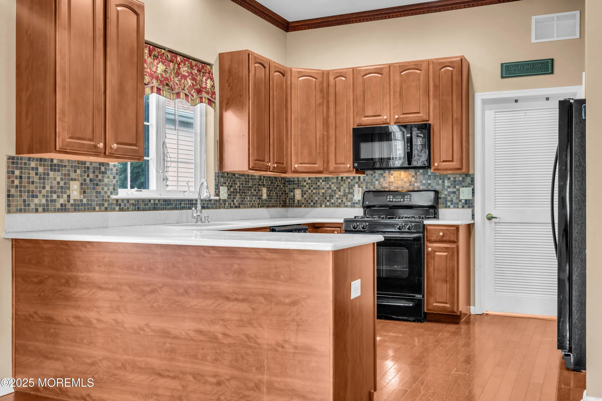 Property Slideshow image 16 of 49 | 30 eagleswood dr, Waretown, NJ, 08758
