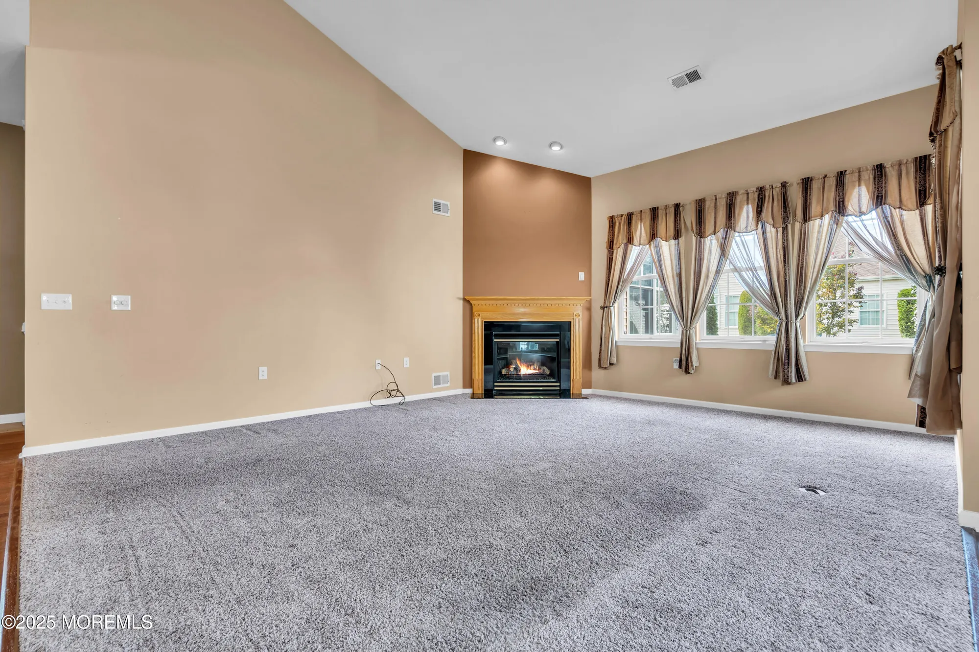 Property Slideshow image 12 of 49 | 30 eagleswood dr, Waretown, NJ, 08758