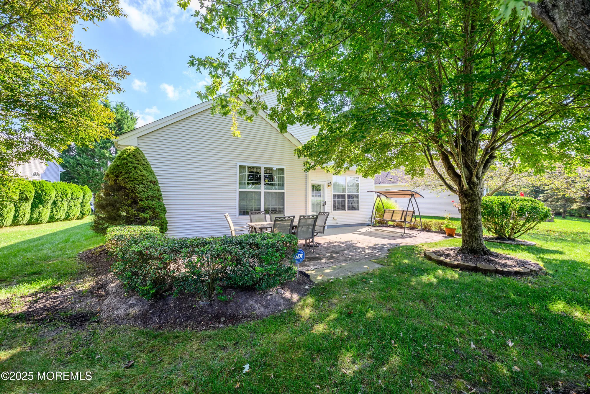 Property Slideshow image 18 of 35 | 4 gladston ct, Jackson, NJ, 08527