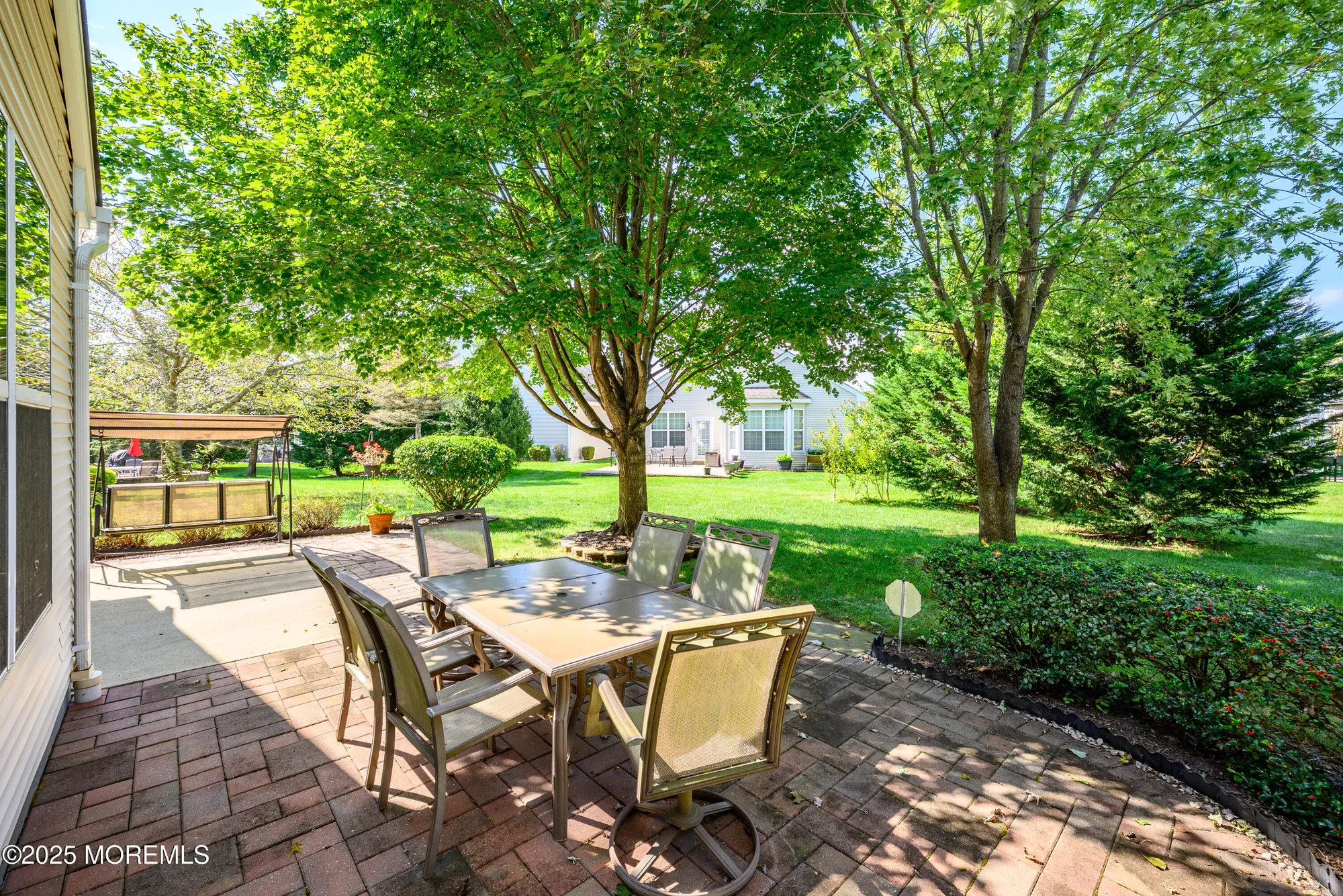 Property Slideshow image 17 of 35 | 4 gladston ct, Jackson, NJ, 08527