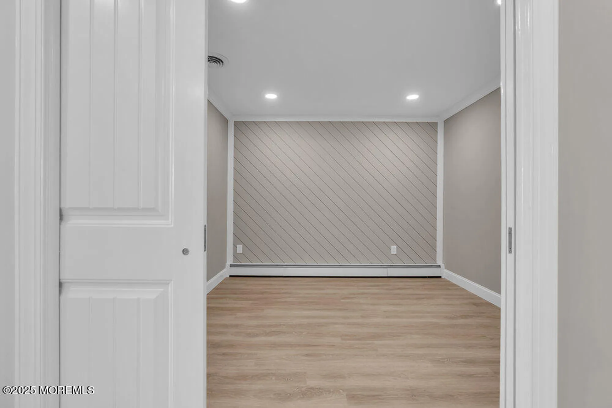 Property Slideshow image 19 of 68 | 33 brookfield ct, Toms River, NJ, 08757