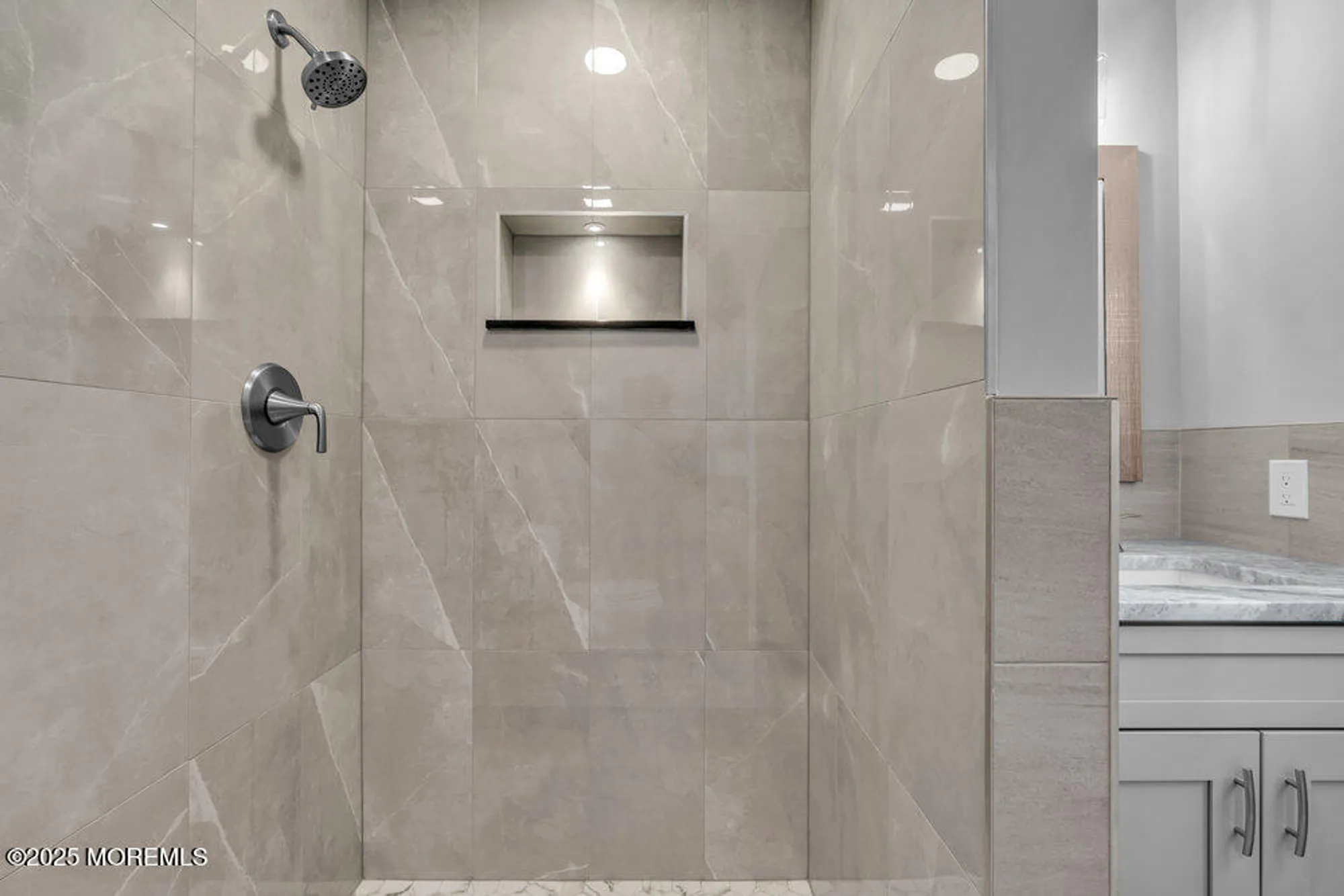 Property Slideshow image 45 of 68 | 33 brookfield ct, Toms River, NJ, 08757