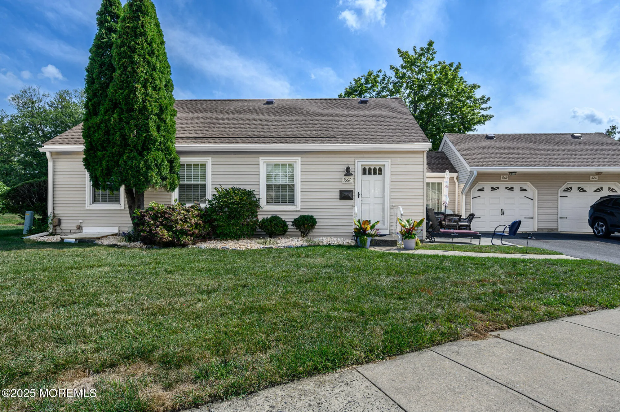 Property Slideshow image 1 of 25 | 166 cours de lorraine d, Freehold, NJ, 07728