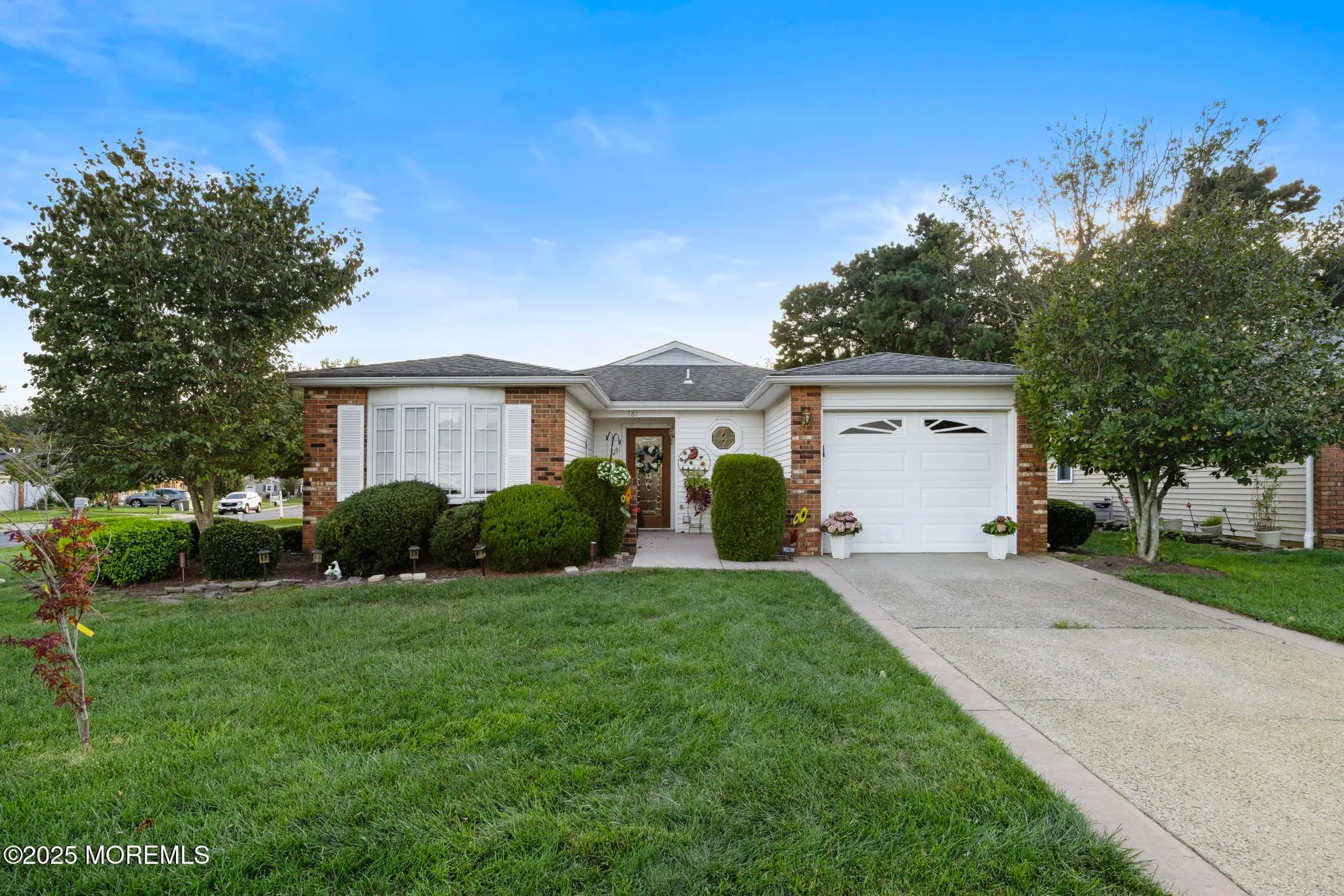 Property Slideshow image 15 of 16 | 161 lions head blvd, Brick, NJ, 08723