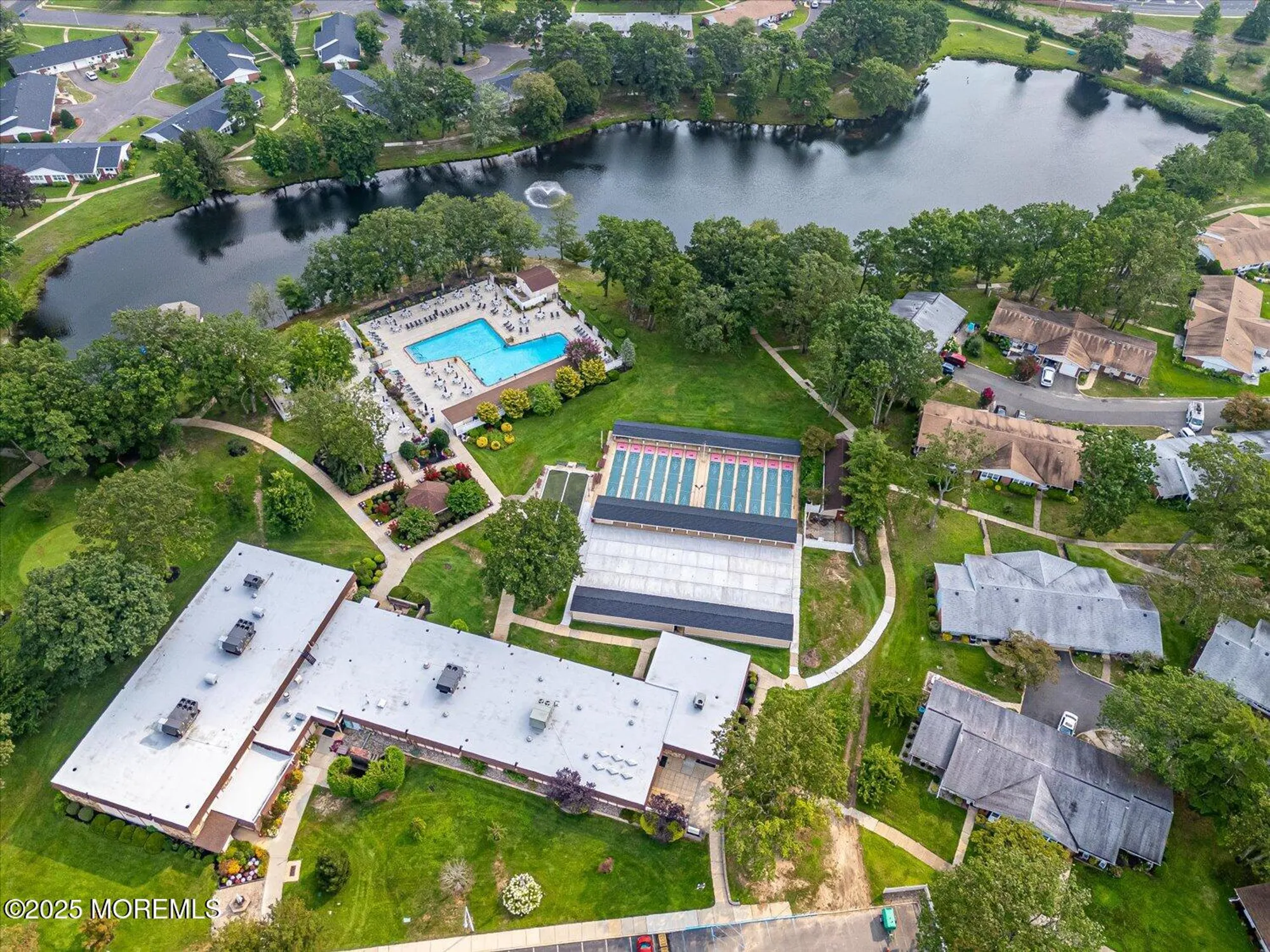 Property Slideshow image 28 of 31 | 1052b shetland dr, Lakewood, NJ, 08701