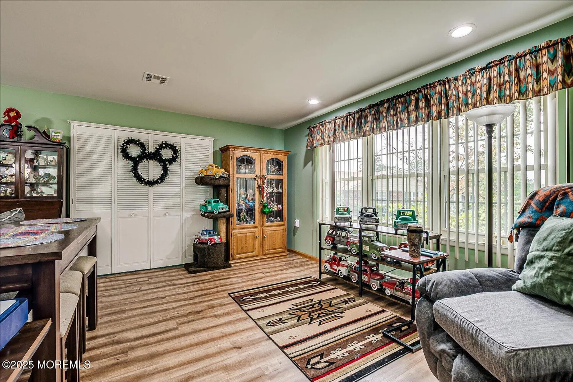 Property Slideshow image 6 of 31 | 1052b shetland dr, Lakewood, NJ, 08701