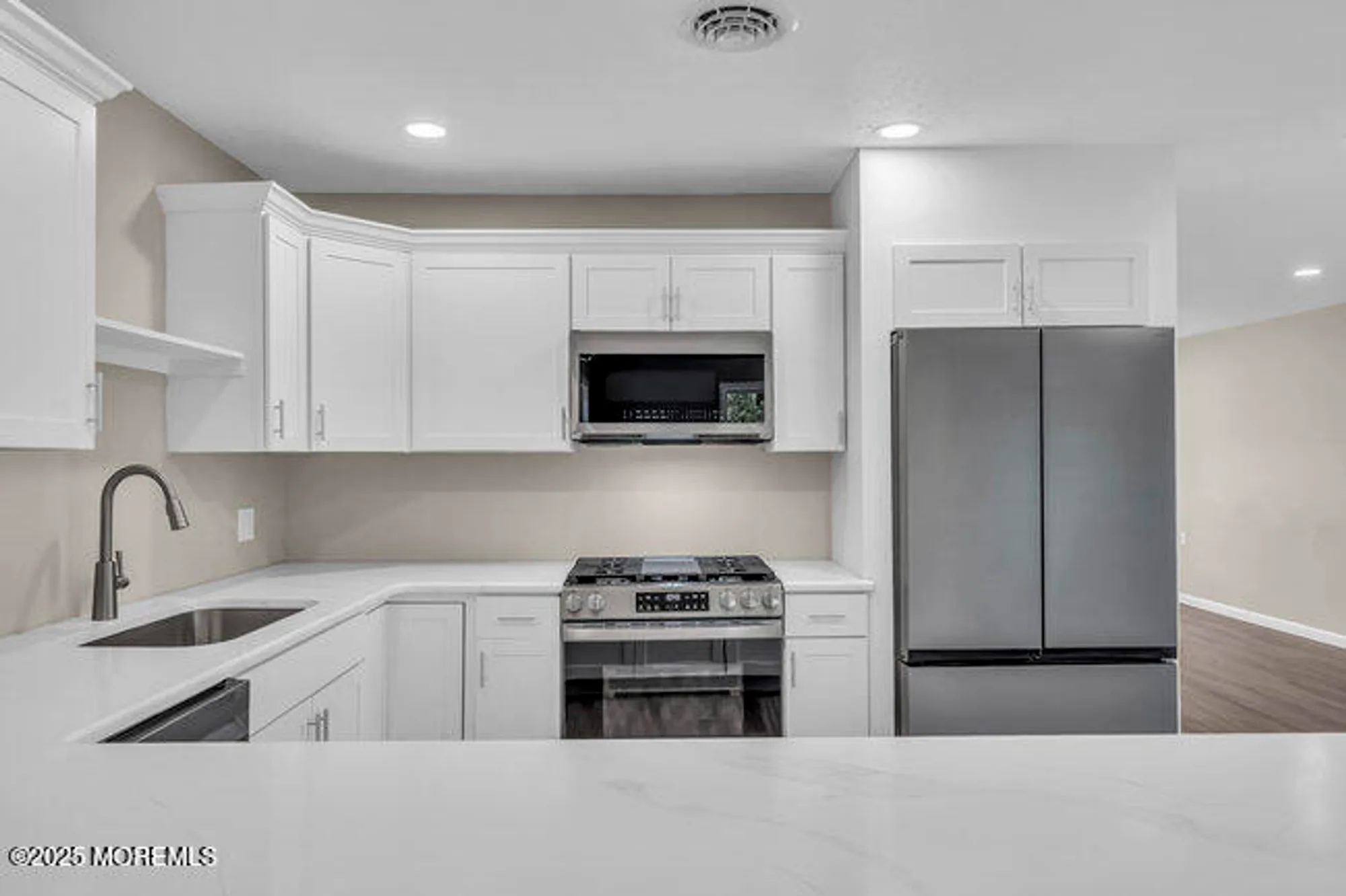 Property Slideshow image 15 of 24 | 257 lexington dr, Little Egg Harbor Twp, NJ, 08087