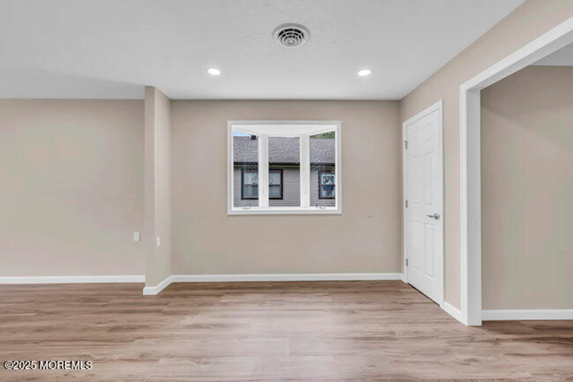 Property Slideshow image 11 of 24 | 257 lexington dr, Little Egg Harbor Twp, NJ, 08087