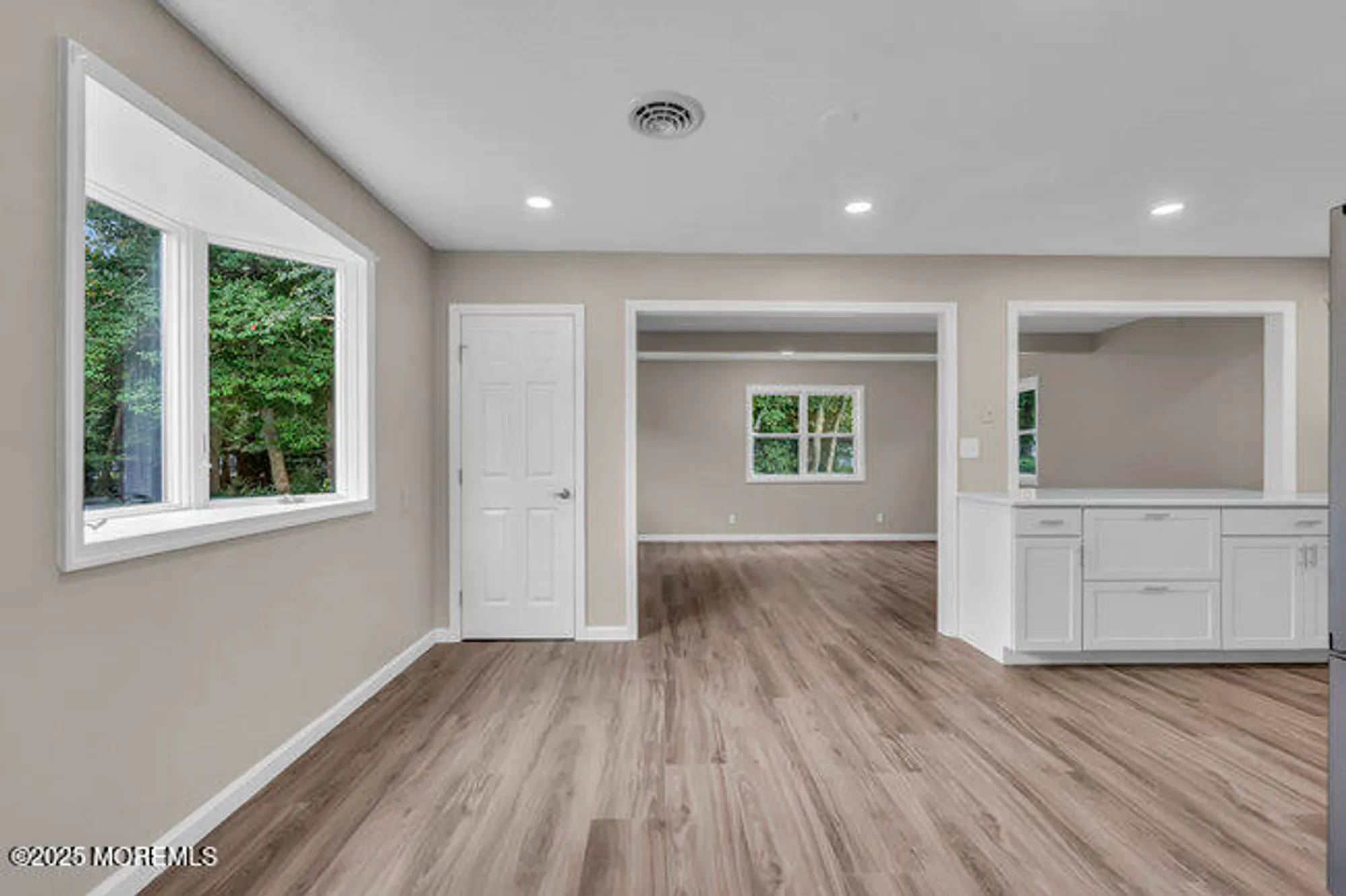 Property Slideshow image 10 of 24 | 257 lexington dr, Little Egg Harbor Twp, NJ, 08087