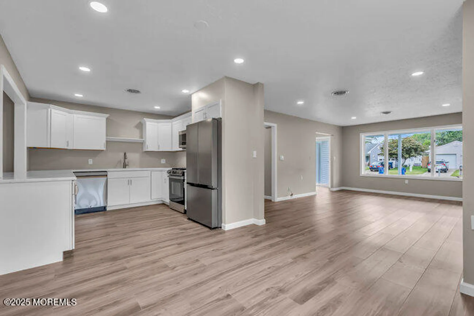 Property Slideshow image 13 of 24 | 257 lexington dr, Little Egg Harbor Twp, NJ, 08087