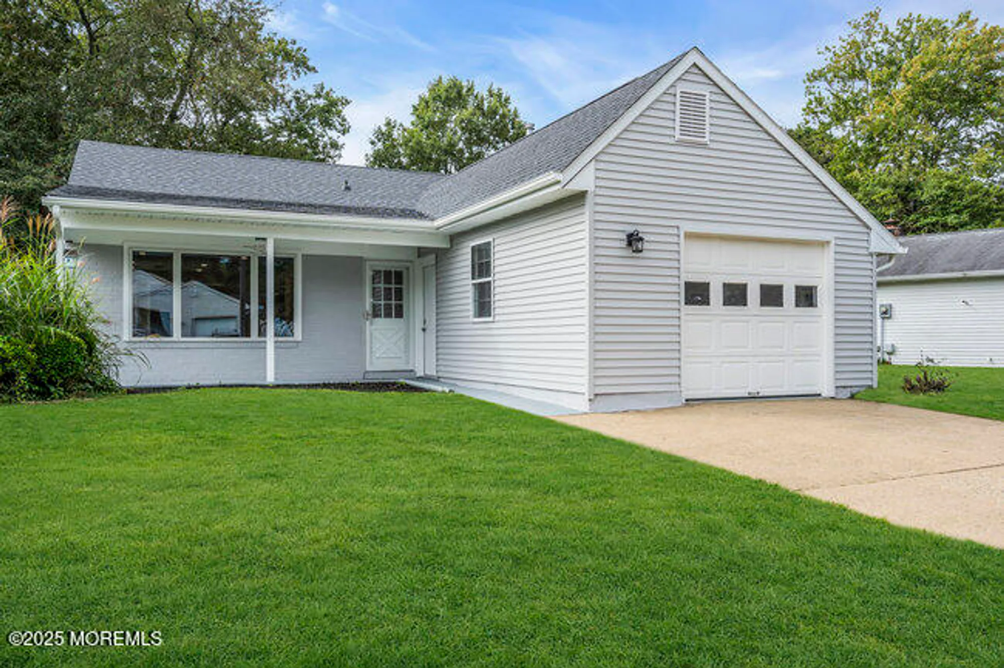 Property Slideshow image 1 of 24 | 257 lexington dr, Little Egg Harbor Twp, NJ, 08087