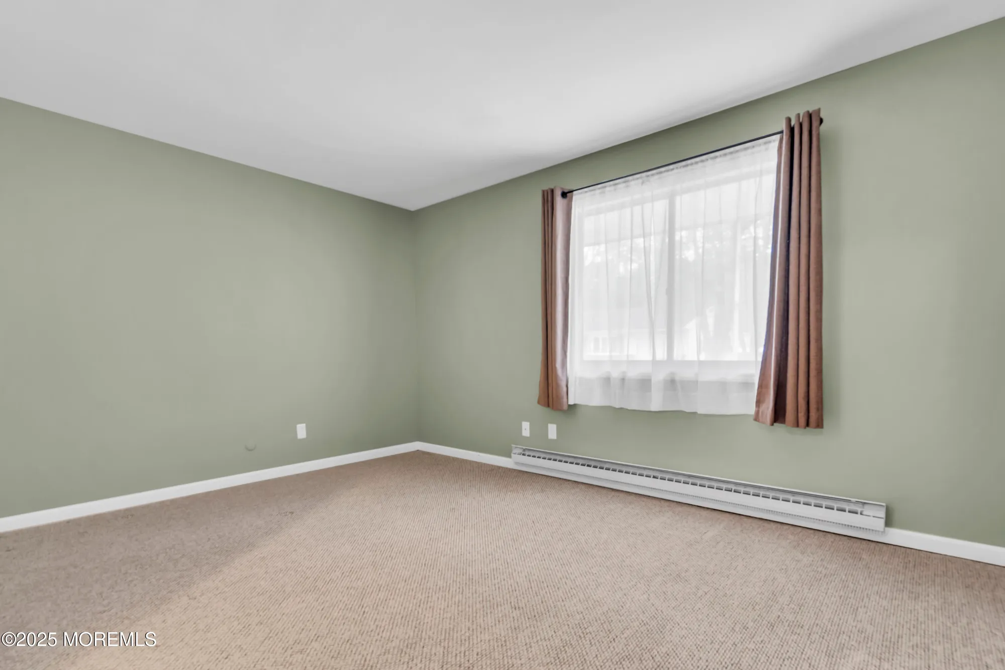 Property Slideshow image 17 of 26 | 4 georgia way b, Whiting, NJ, 08759