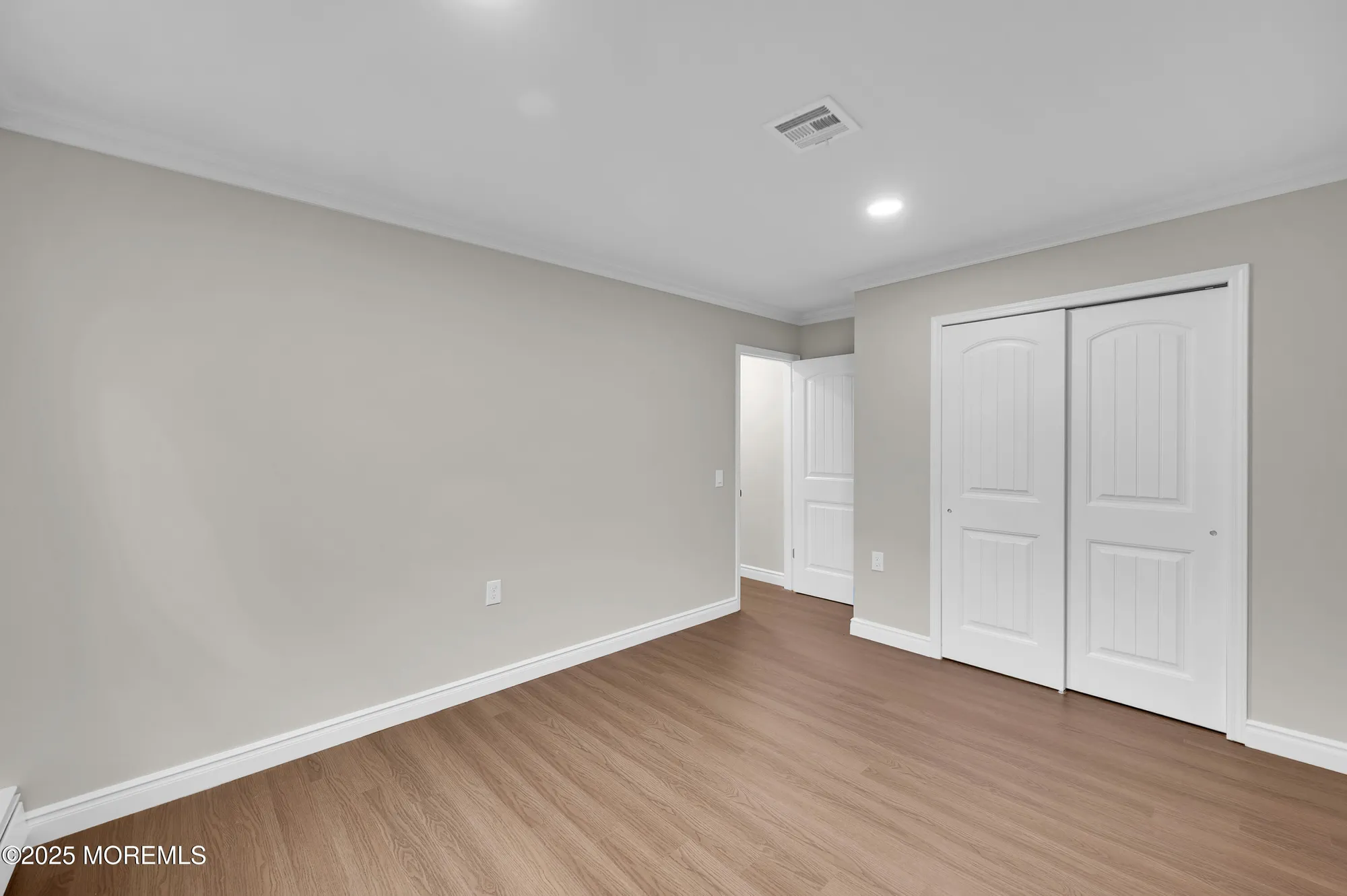 Property Slideshow image 20 of 29 | 18 morongo ct, Toms River, NJ, 08757