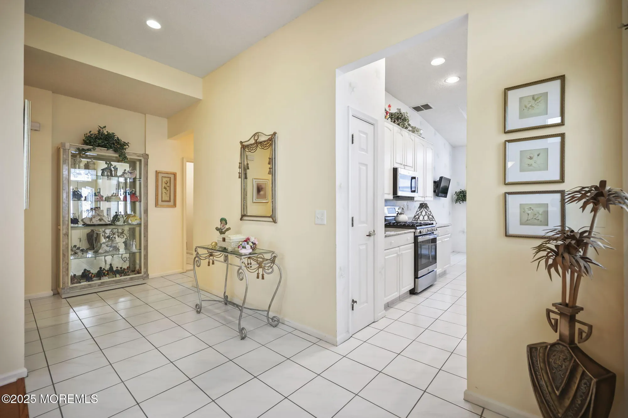 Property Slideshow image 4 of 24 | 25 wellfleet st, Monroe, NJ, 08831