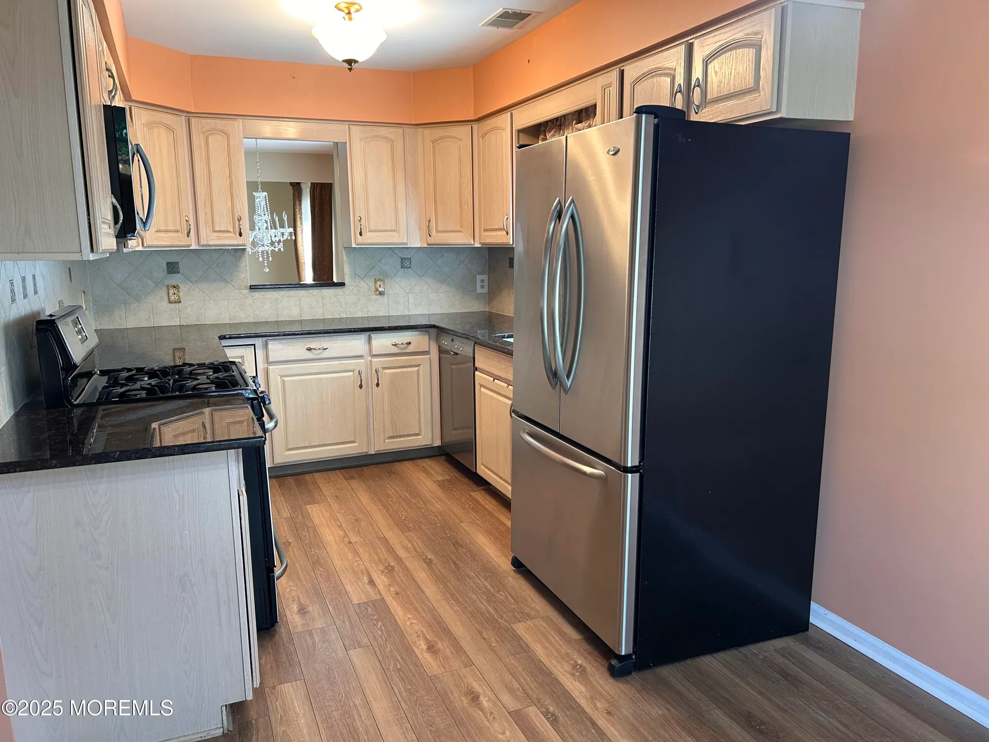 Property Slideshow image 6 of 38 | 2263 s chanticleer ct, Toms River, NJ, 08755