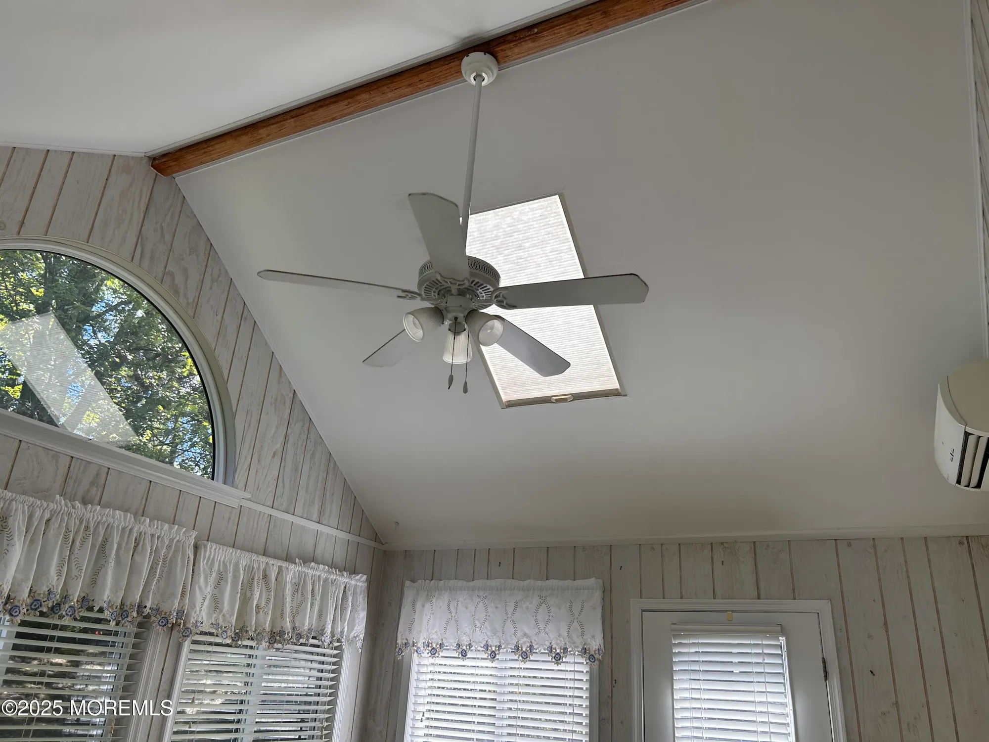 Property Slideshow image 29 of 38 | 2263 s chanticleer ct, Toms River, NJ, 08755